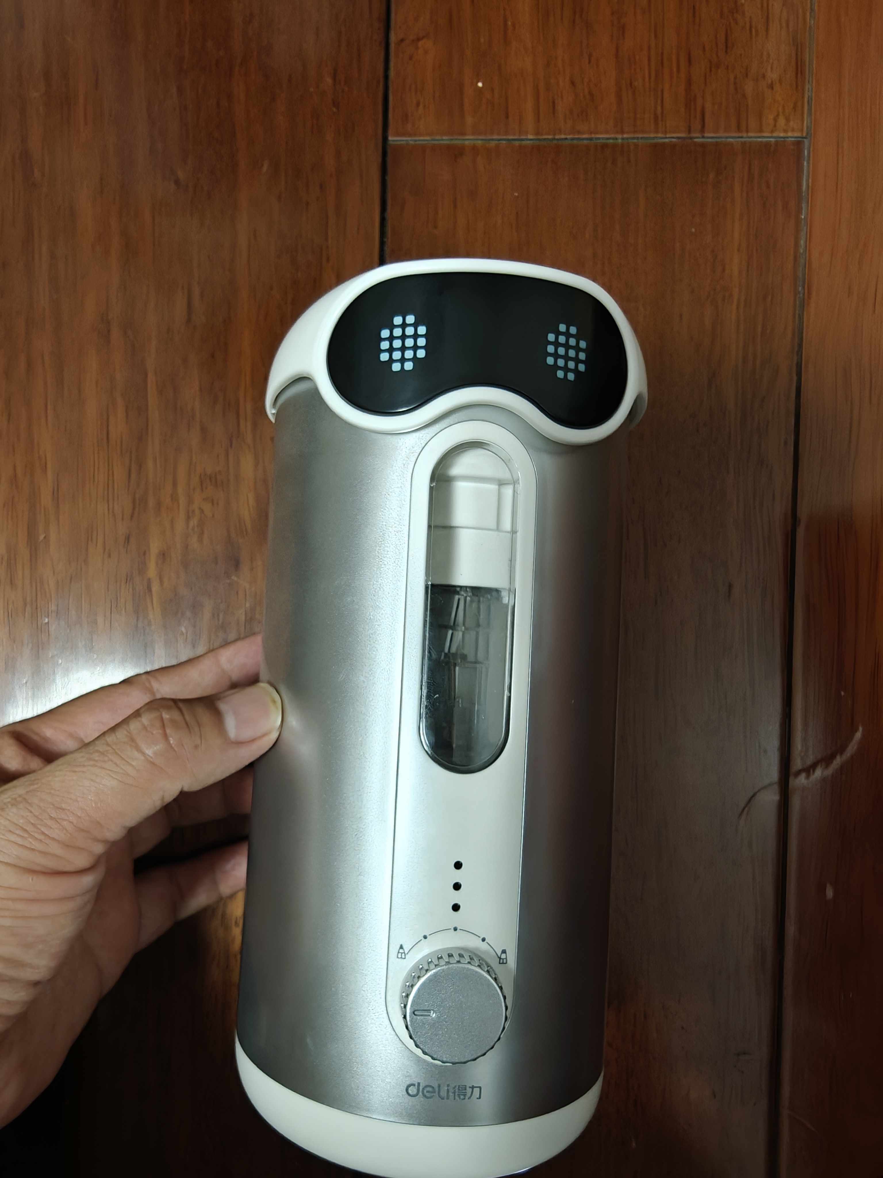 得力（deli）【低噪音】大口径全自动削笔器电动卷笔刀转削笔刀素描削笔机学生考试文具生日毕业礼物男女孩 实拍图