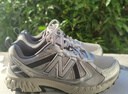 NEW BALANCE NB410官方夏季男鞋女鞋情侣越野户外鞋网面透气复古休闲运动鞋 浅灰色/银色 宽鞋楦2E MT410KR5 43 (脚长27.5cm) 实拍图