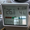 得力（deli）得力(deli)室内温湿度表 LCD电子温湿度计 婴儿房室内温湿度表办公用品老人儿童礼品白色LE515 实拍图