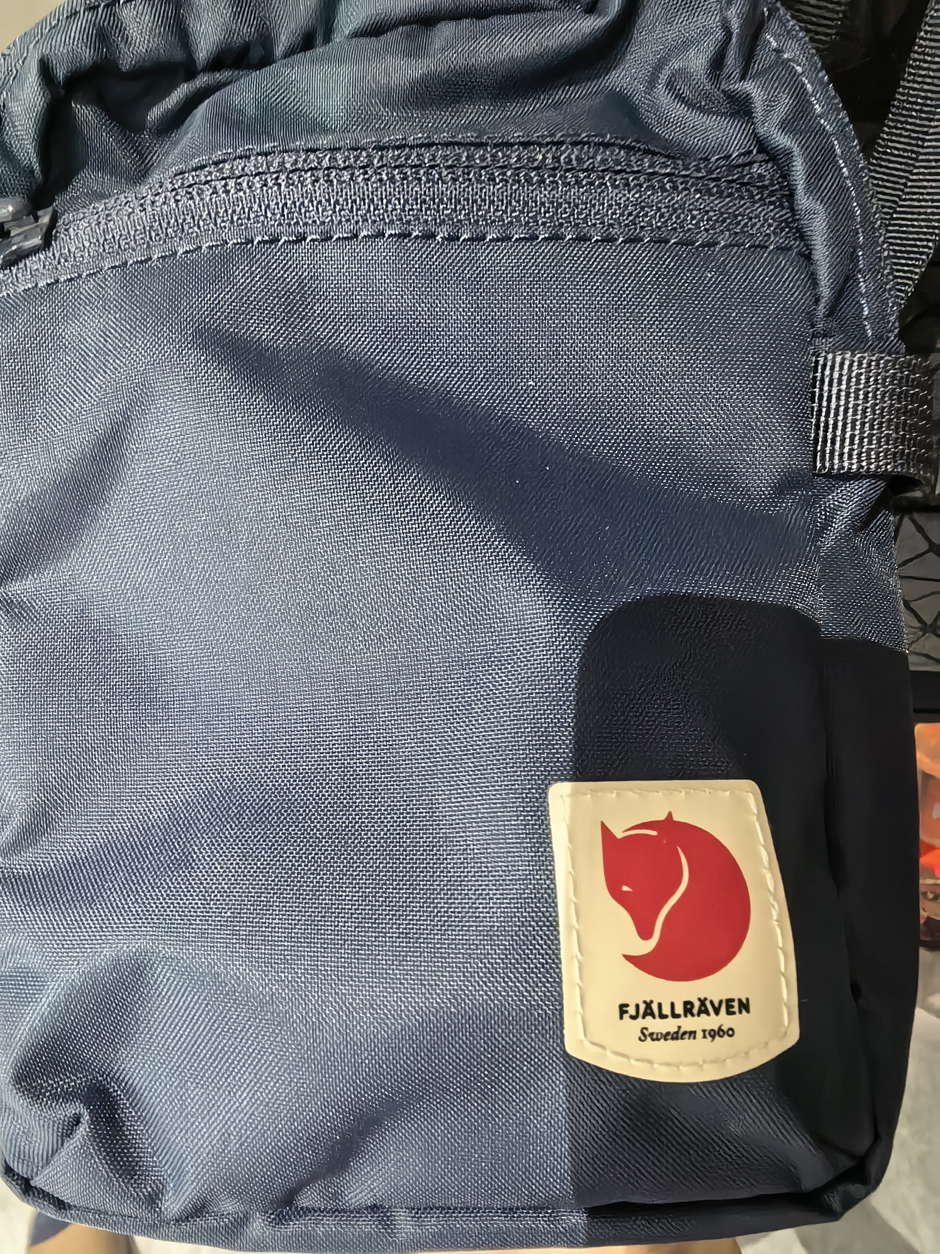 FJALLRAVEN北极狐 春夏迷你胸包轻量手机包跑步腰包 旅游单肩斜挎小包 23226 560海蓝色 实拍图