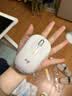 罗技（Logitech）M221 轻音鼠标 无线鼠标 办公鼠标 对称鼠标 带无线微型接收器 米白色 实拍图