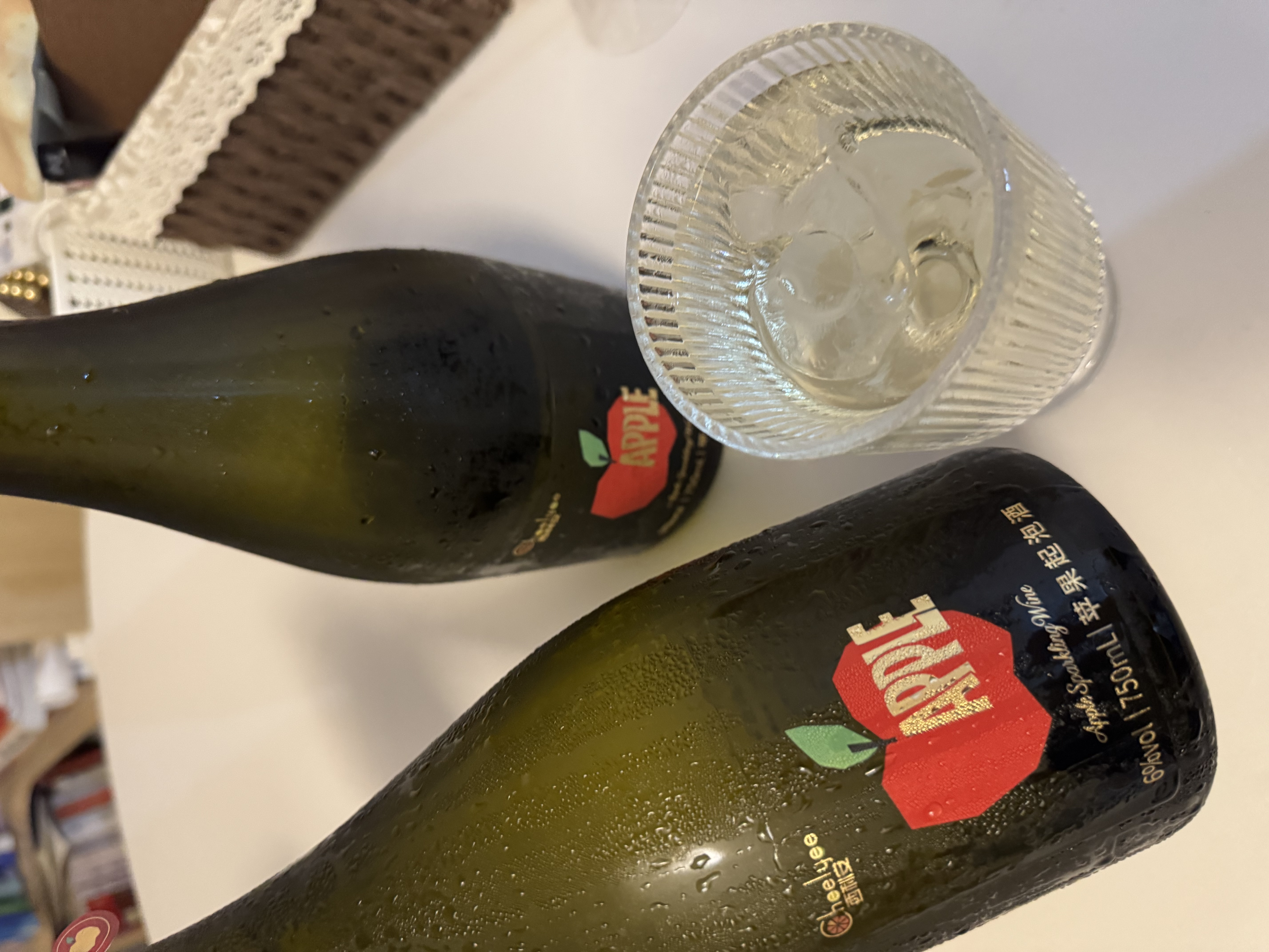 Chee Lyee6度苹果起泡酒750ml气泡果酒微醺饮料女士小甜酒聚会婚礼庆祝送礼 实拍图