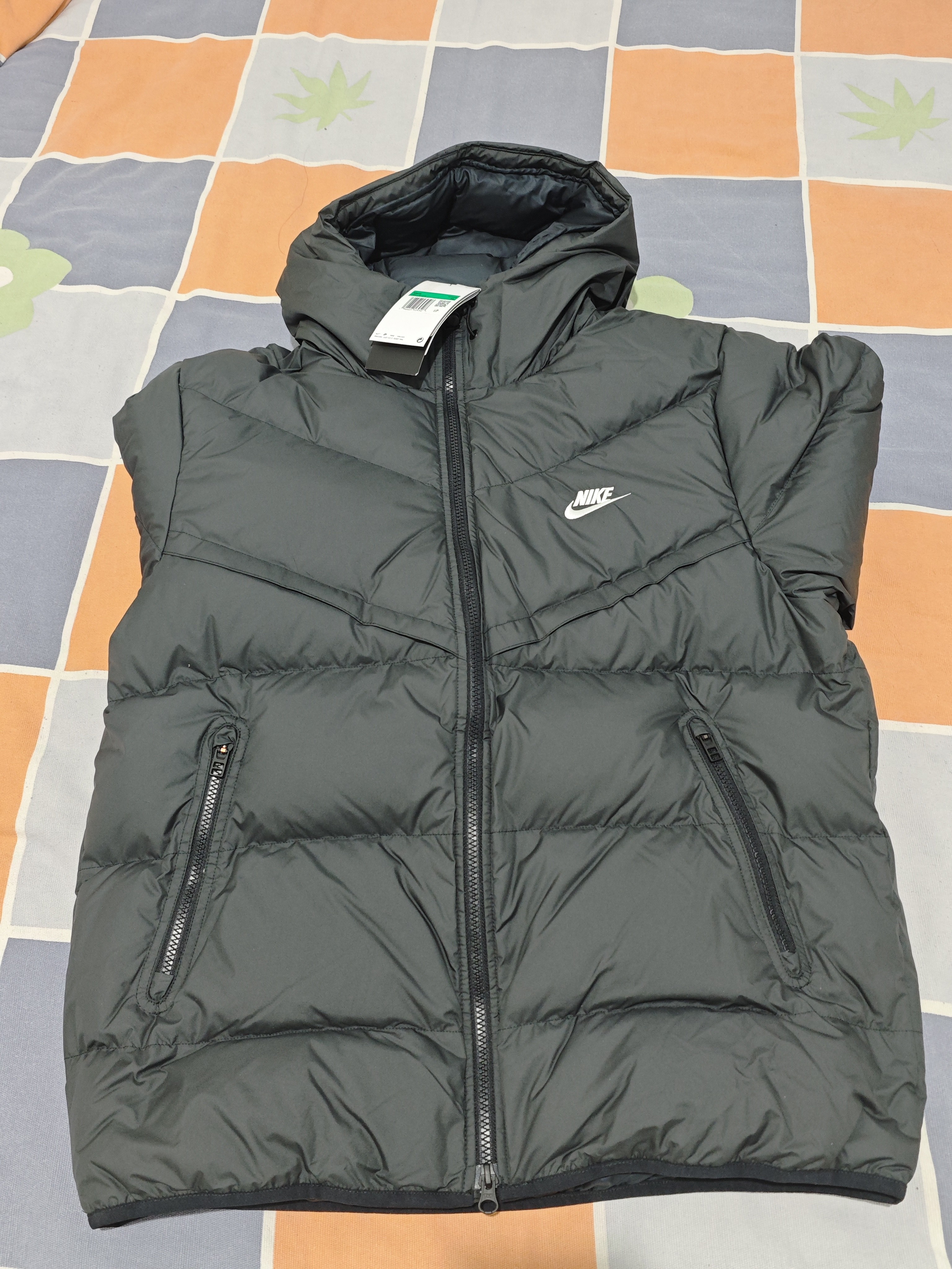 耐克NIKE男冬季短款连帽羽绒服 运动防寒外套 WR系列FB8178-010黑L 实拍图