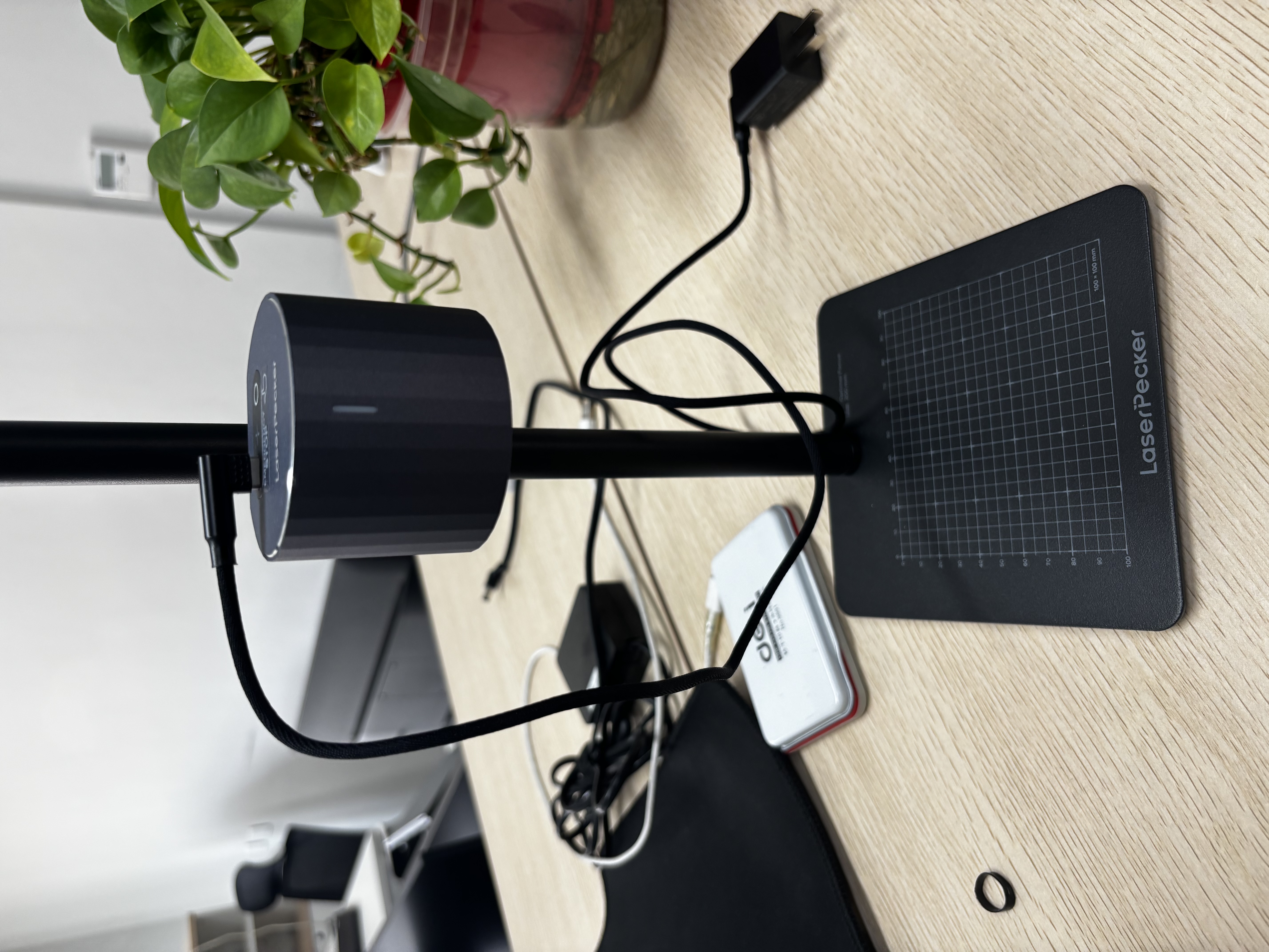 LaserPecker激光雕刻机啄木鸟 小型可手持便携迷你DIY打标刻字机 LP1 PLUS 实拍图