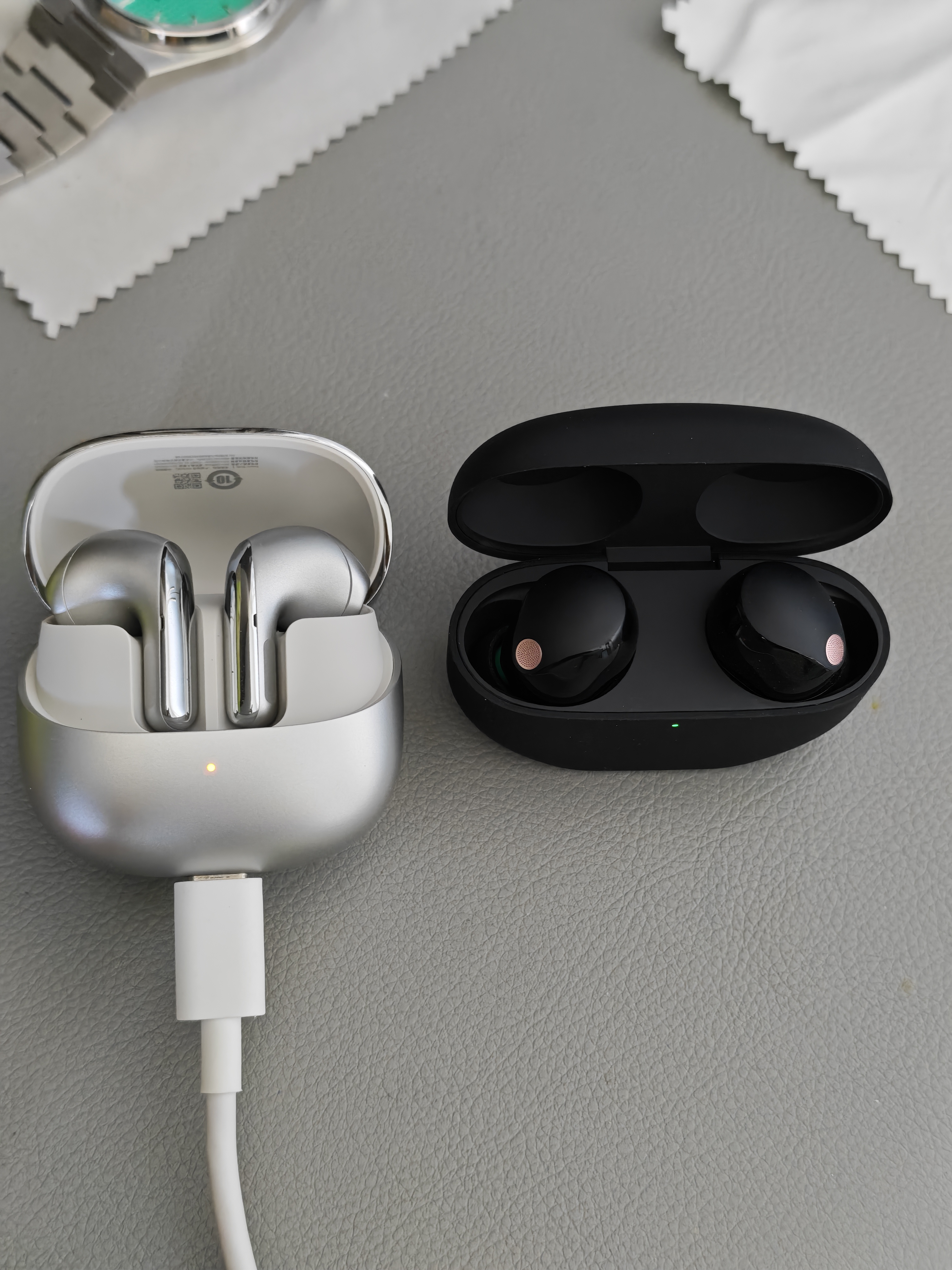 小米Xiaomi Buds 5 真无线降噪耳机 半入耳式蓝牙耳机 舒适佩戴 小米华为苹果手机通用 Xiaomi Buds 5 钛光金 实拍图
