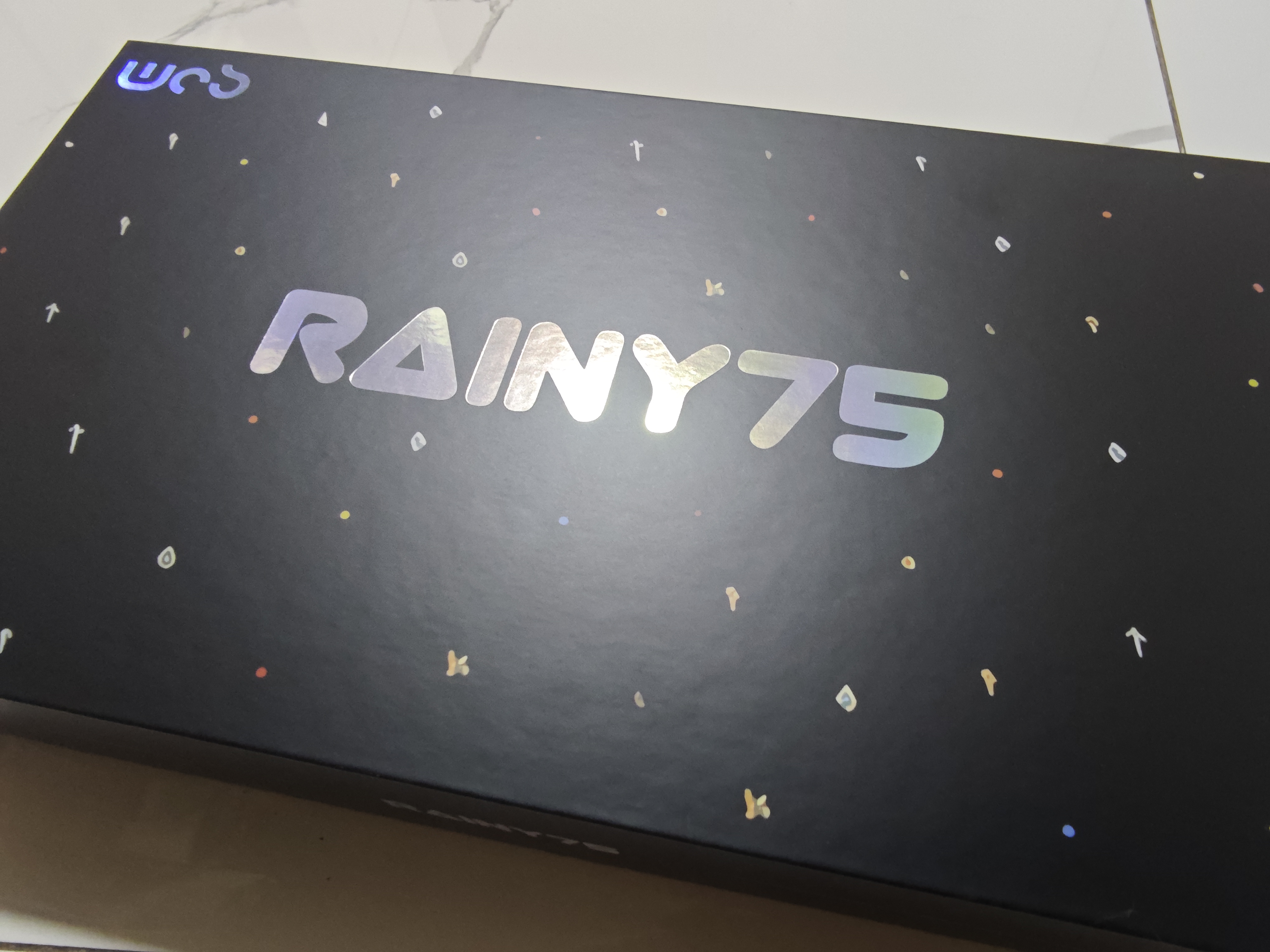 WOB rainy75客制化键盘三模铝坨坨机械键盘cnc电脑无线蓝牙游戏电竞外设雨 星河银-阳极-无光/紫薇轴/钢化玻璃 实拍图