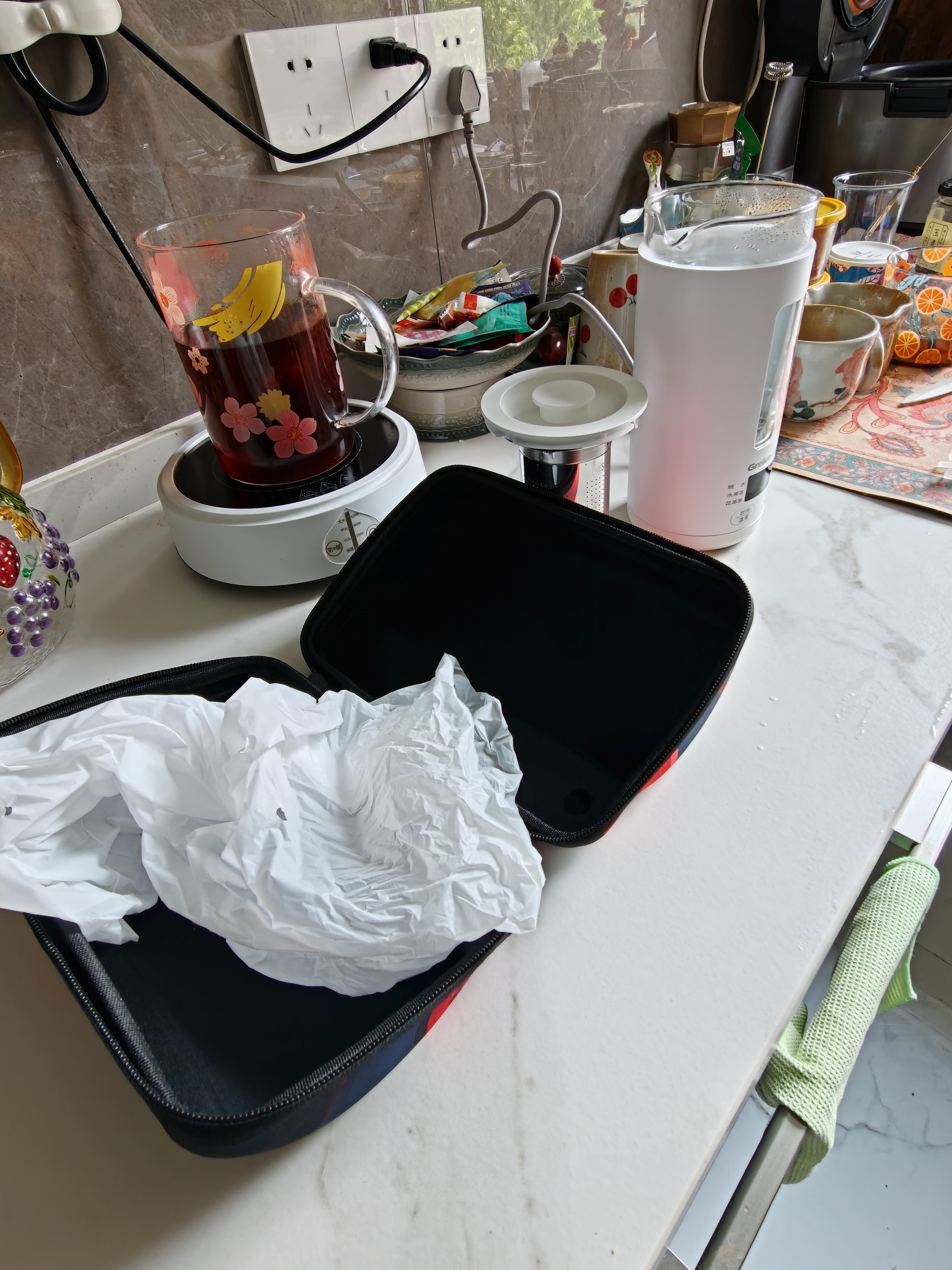 格来德（Grelide） 炖煮二合一多功能养生壶保温壶办公室宿舍恒温煮茶杯迷你小型便携式全自动旅行壶户外露营G105E 0.55L 纯白-六大功能-G105E【送收纳盒】 实拍图