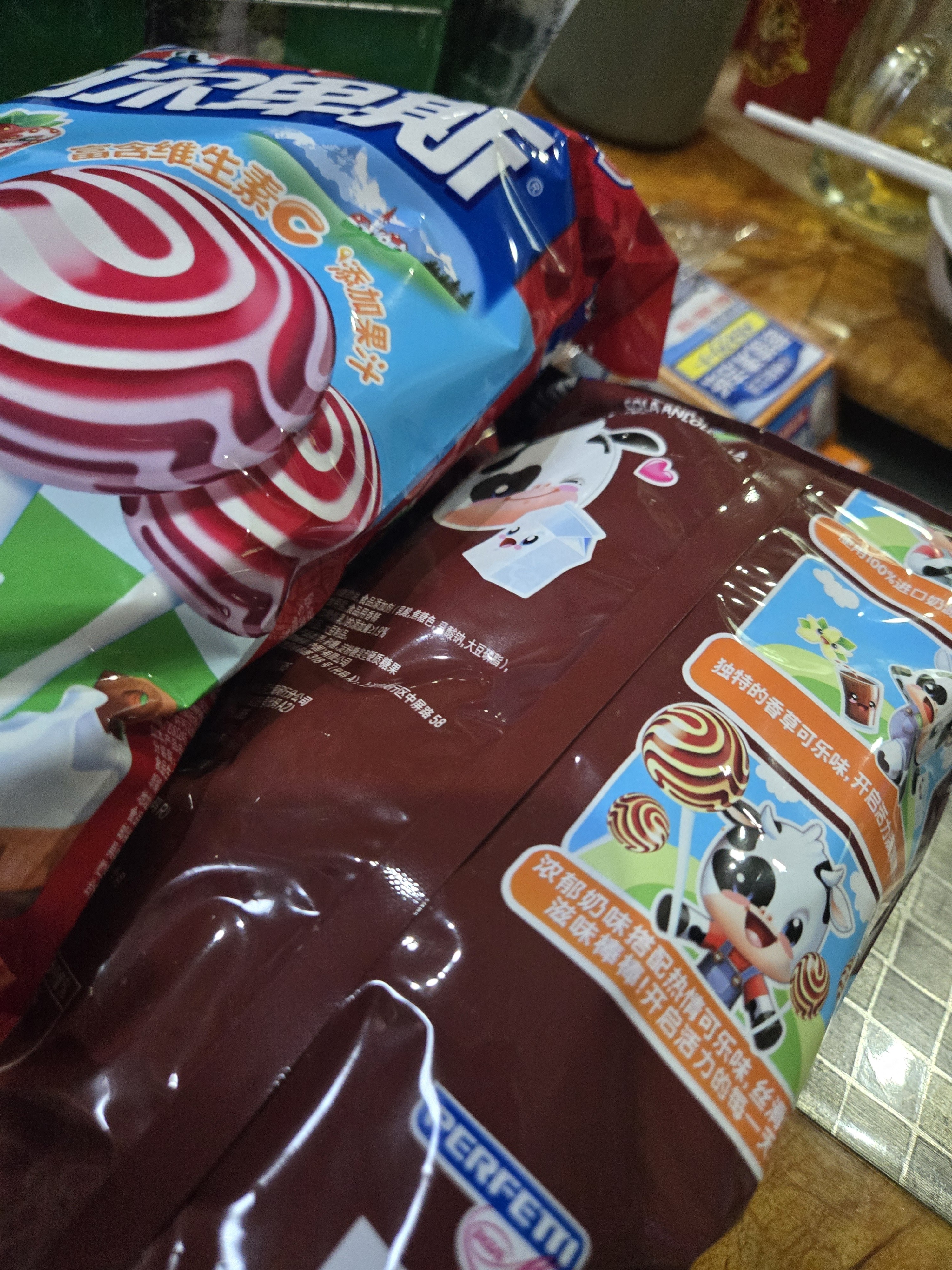 阿尔卑斯 香草可乐味棒棒糖200g(20支) 休闲儿童水果硬糖零食节日礼物 实拍图