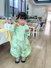 爱宝适宝宝连体罩衣吃饭防水防脏婴儿爬行辅食围兜儿童围裙爬爬服 G038 实拍图