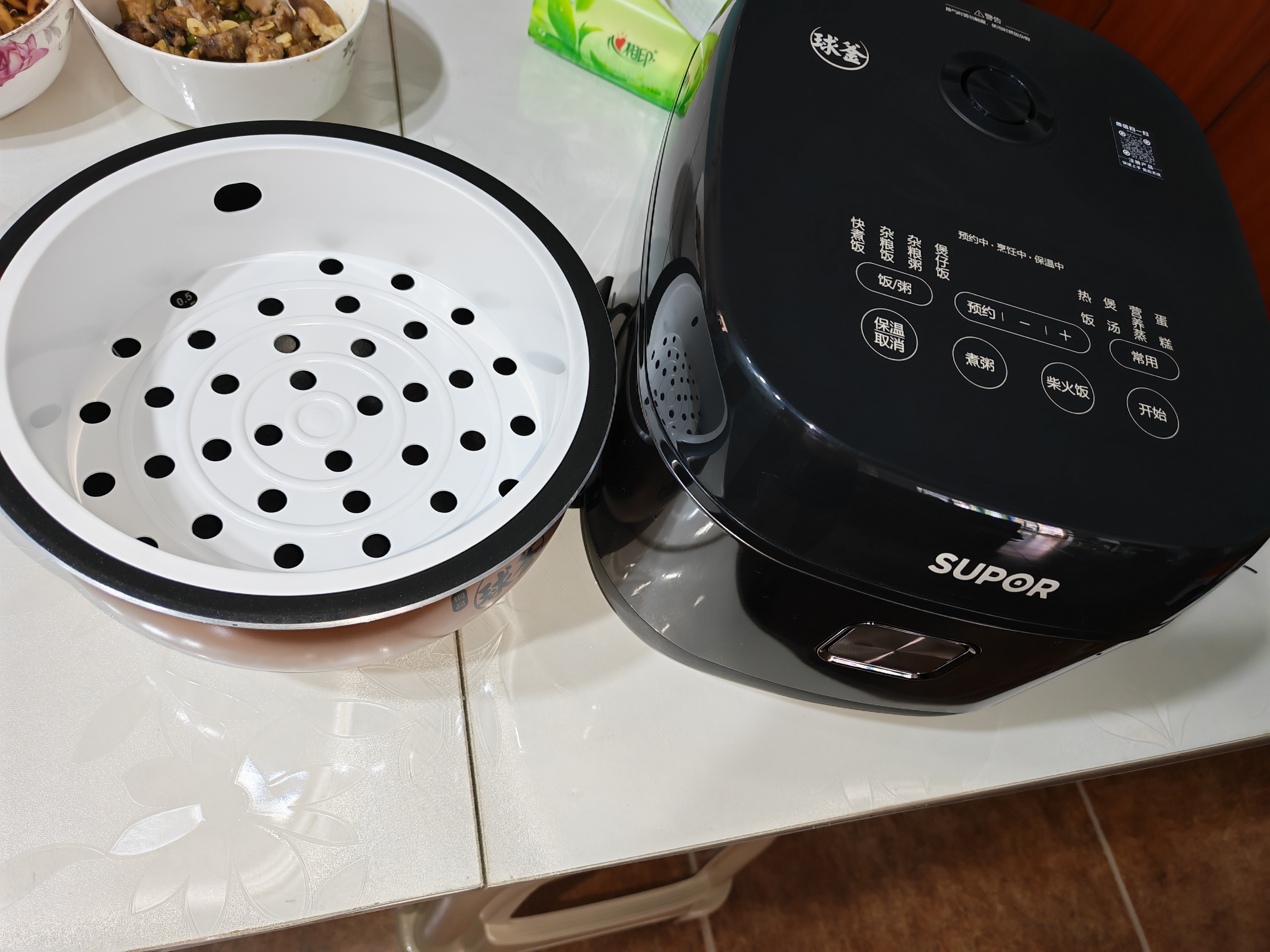 苏泊尔（SUPOR）电饭煲铜晶球釜内胆 IH加热 触控操作家用智能多功能预约定时 大功率电饭锅不粘锅柴火饭热饭蛋糕 SF40HC0028【商超同款】1300W 4L 实拍图