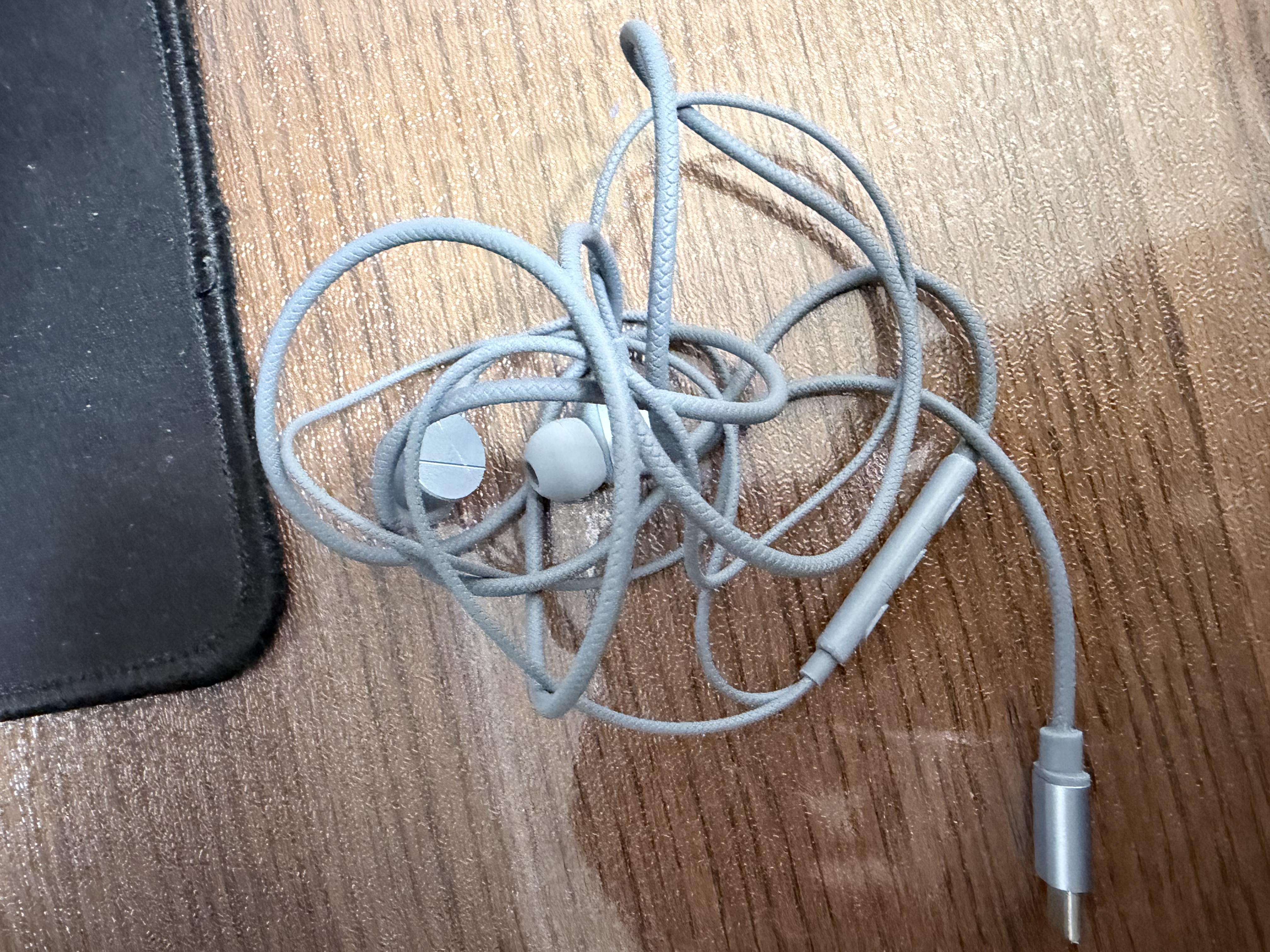 熙彼儿Type–c耳机有线入耳式typec高音质hifi游戏K歌语音通话适用于华为vivo荣耀小米红米oppo一加手机 冰川白【type-C扁口+送收纳盒】 实拍图