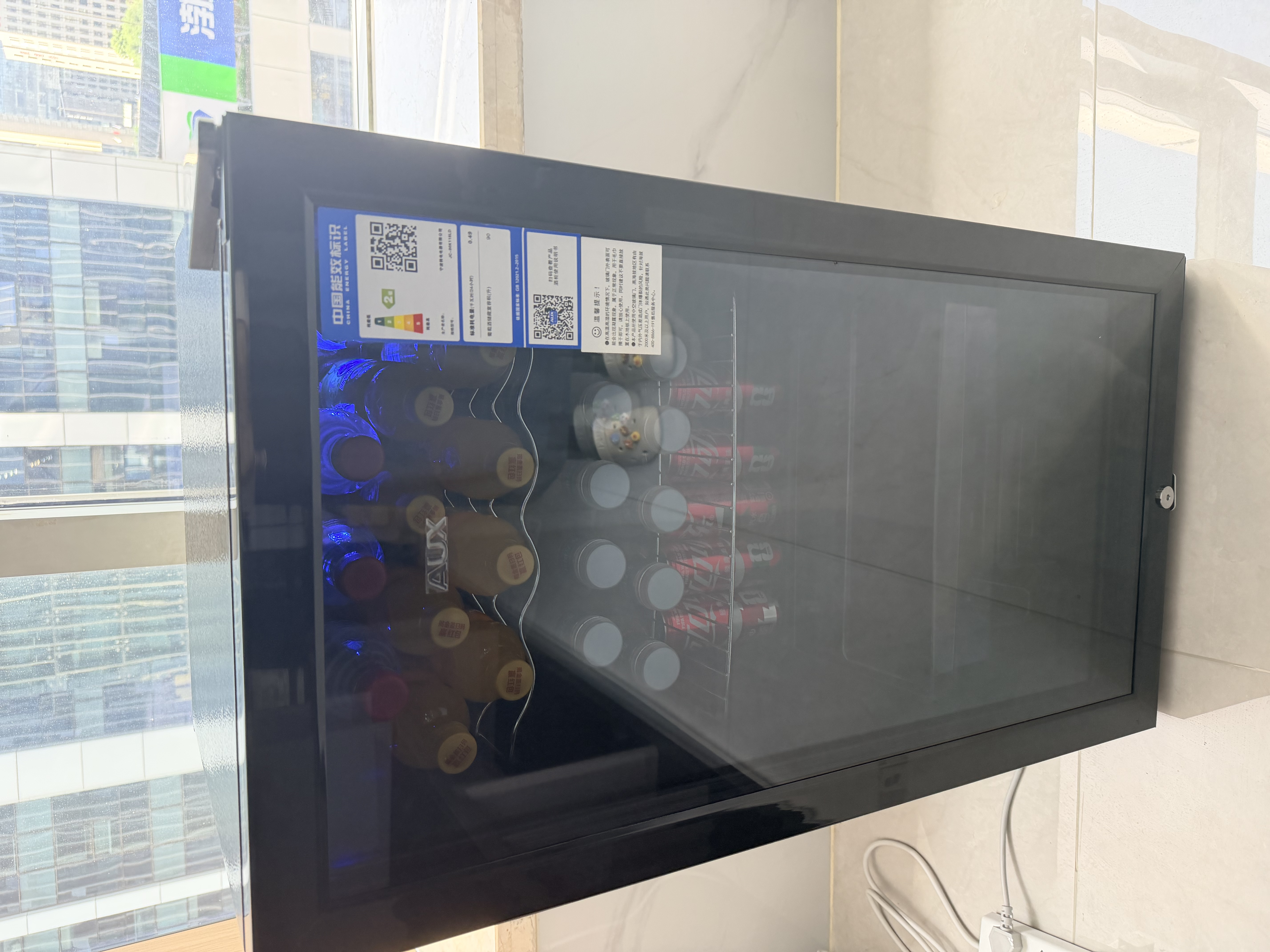 奥克斯（AUX）家用商用迷你小型单门冰箱酒柜冷柜冰吧 酒吧冷藏柜 恒温玻璃展示柜 茶叶保鲜柜 恒温恒湿90升【冷藏保鲜+蓝光抑菌】 实拍图