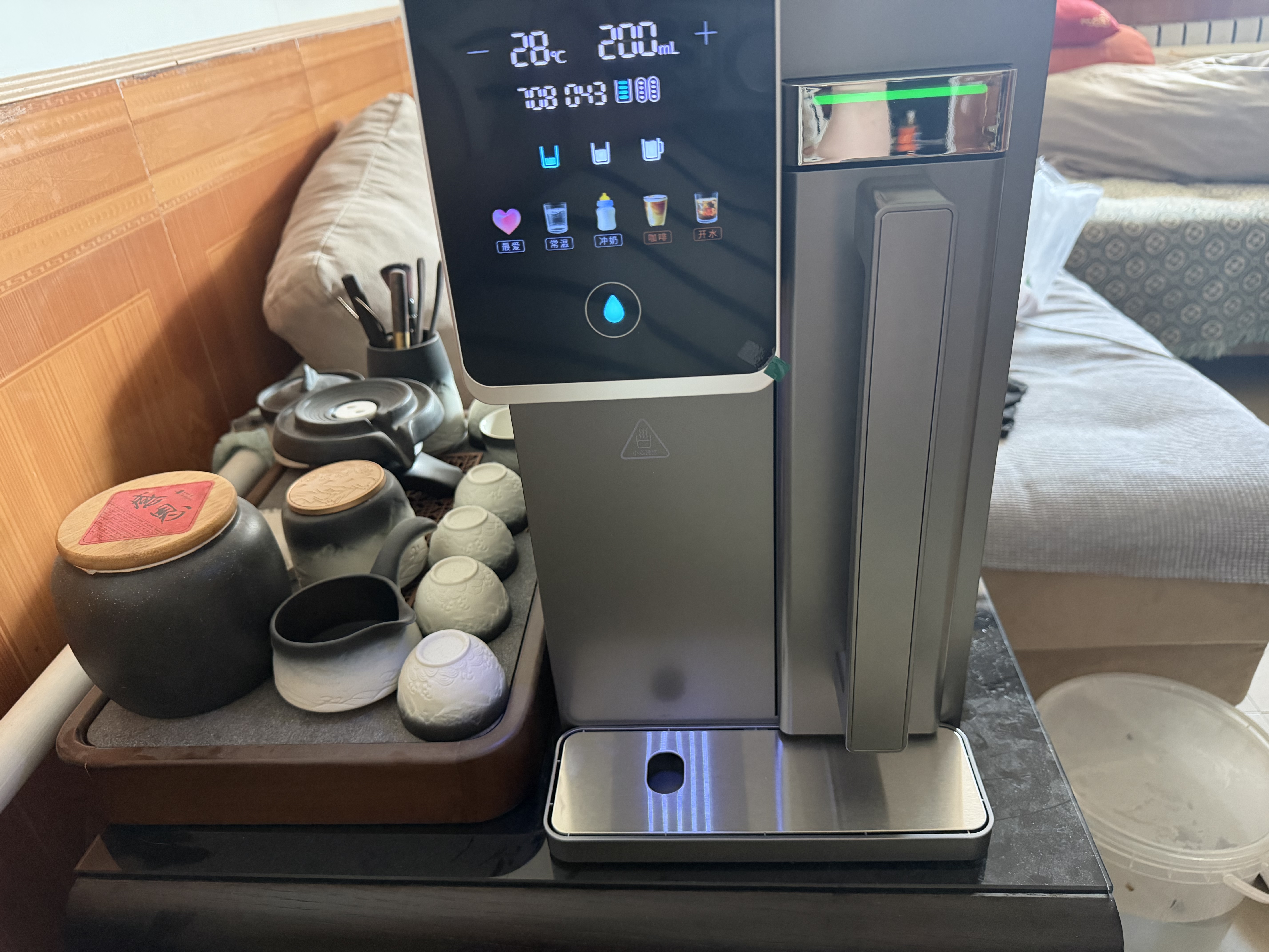 有逸（Unities）Uwater S5 Air 即热台式净饮机净水器直饮7L水箱反渗透 免安装玻璃纯水壶 深空灰 实拍图