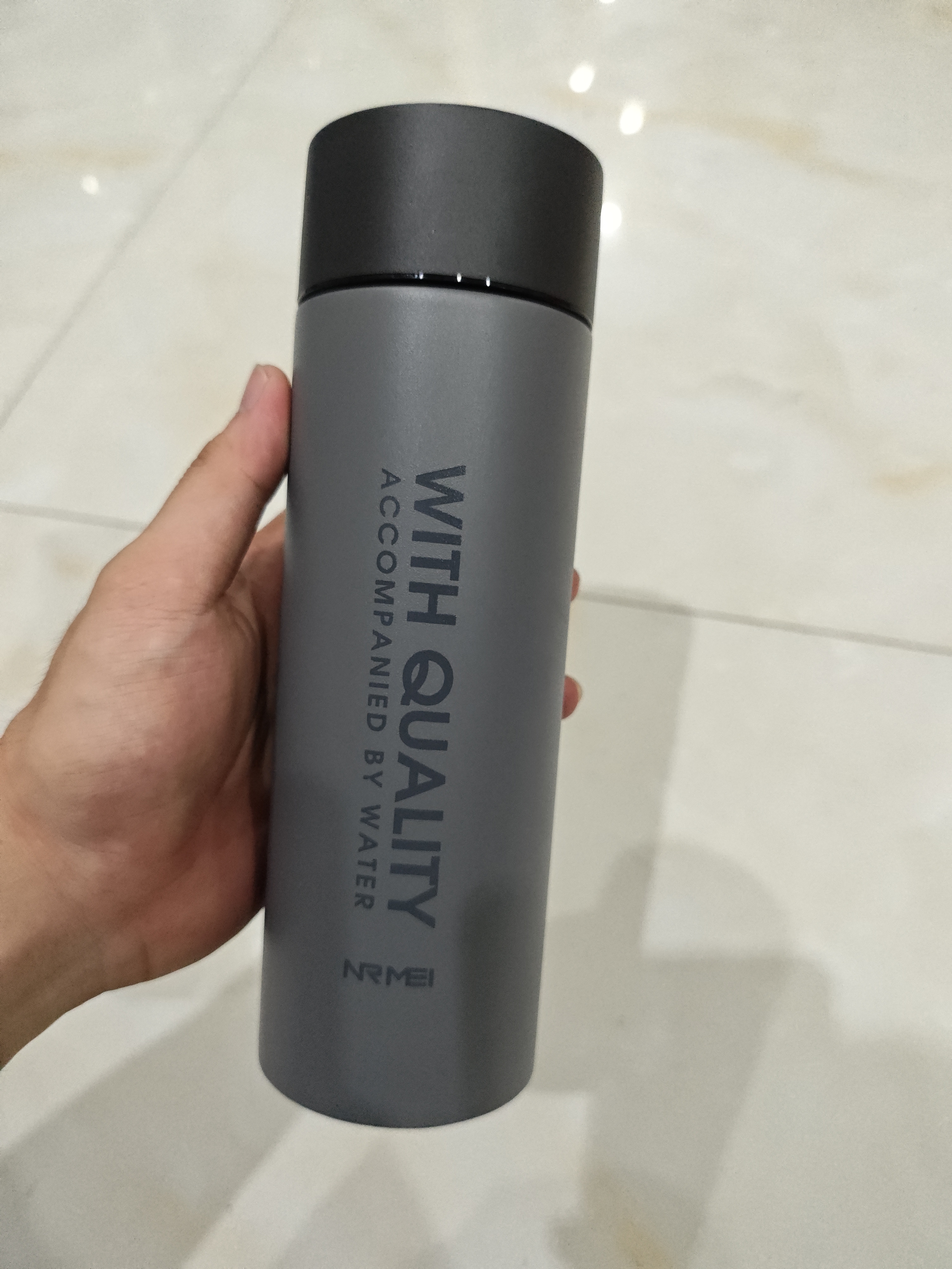 恩尔美（nRMEi）保温杯男士茶水分离高颜值2026新款316不锈钢便携车载泡茶水杯子 实拍图