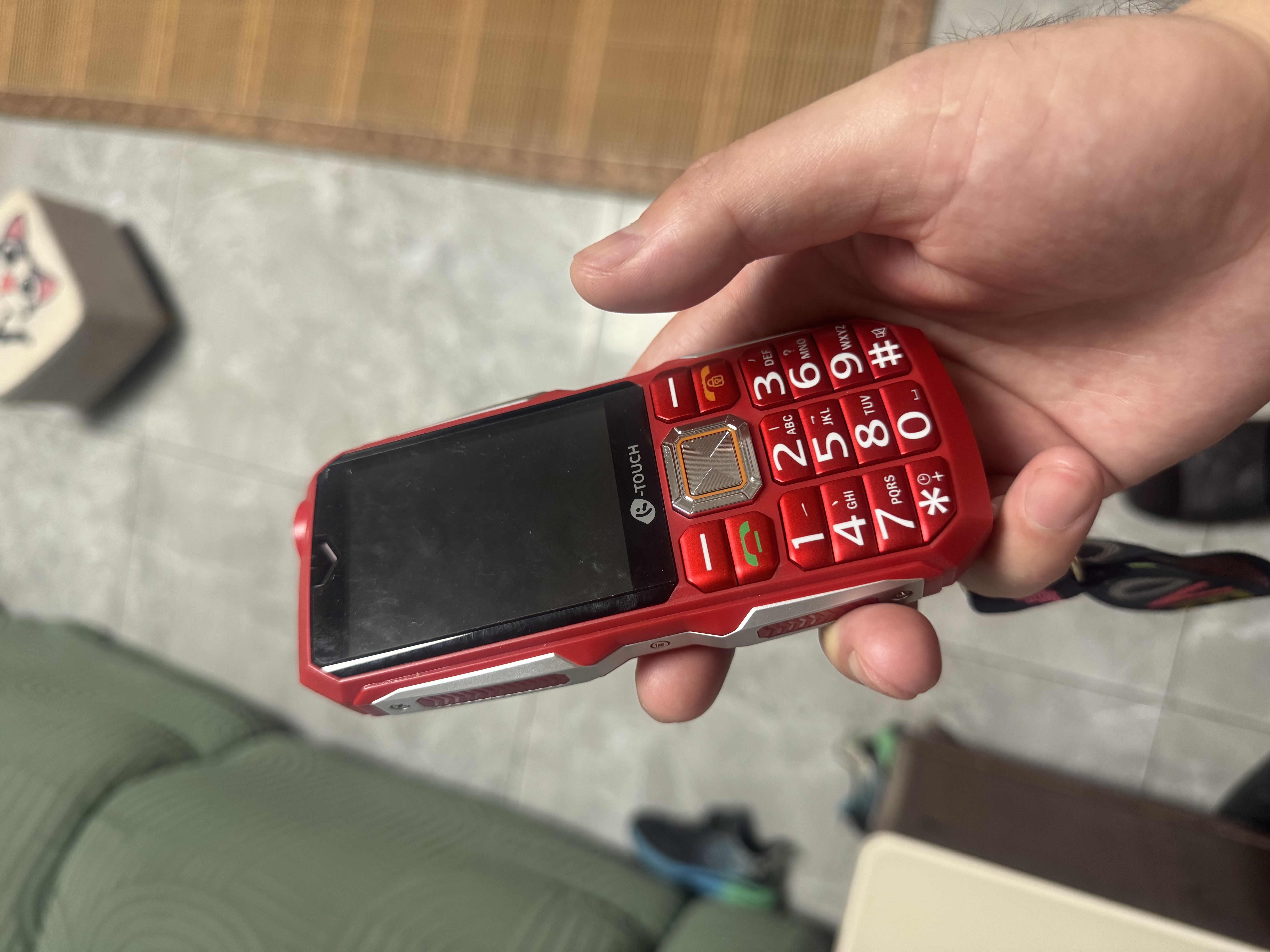 天语Q7超级快充老年人手机5000毫安电池4G全网通三防超长待机大声音大屏老年人专用功能按键机 红杉红 实拍图