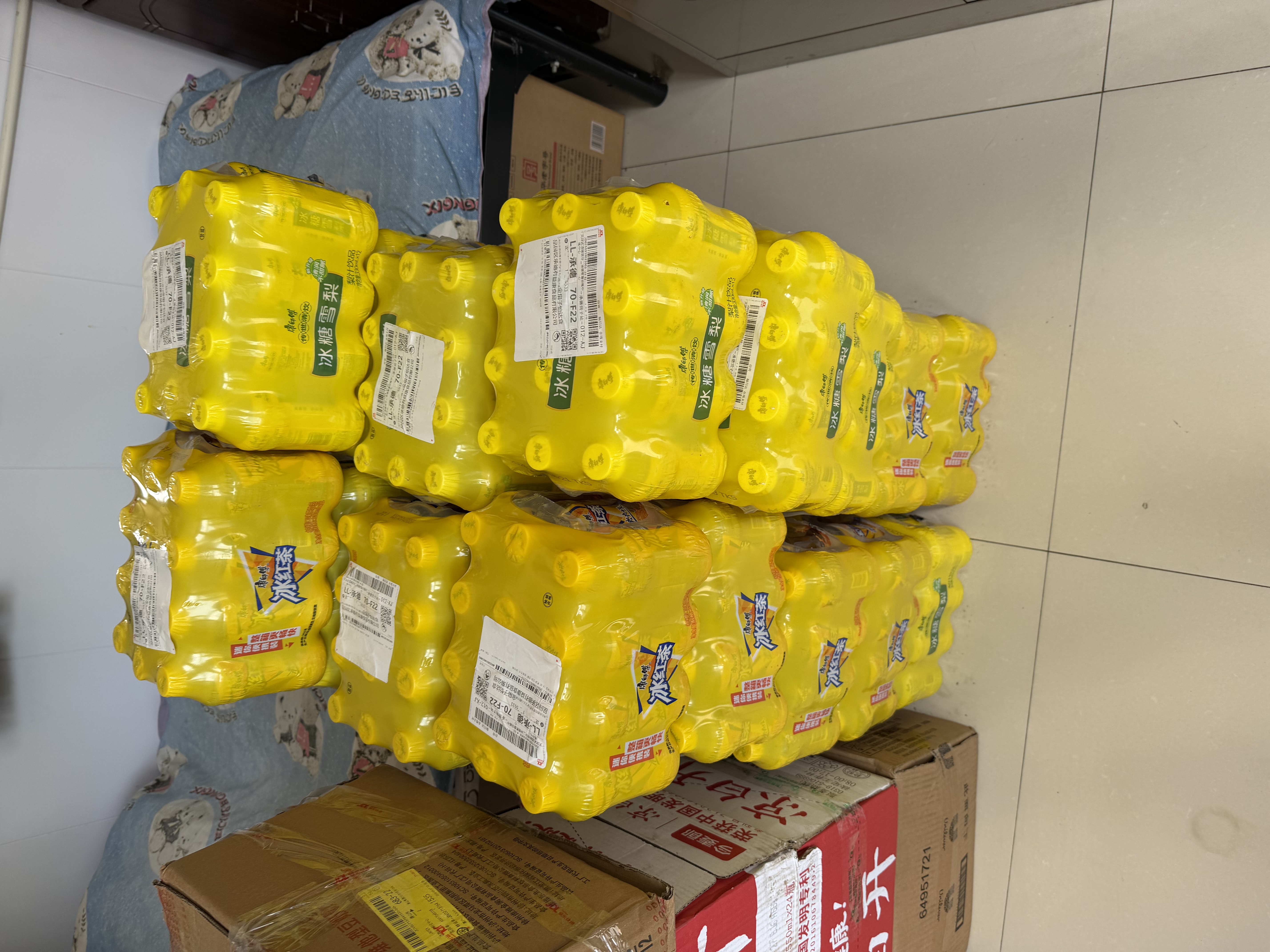 康师傅 冰糖雪梨330ml*12瓶 梨汁饮料饮品轻巧装整箱 热门商品 实拍图
