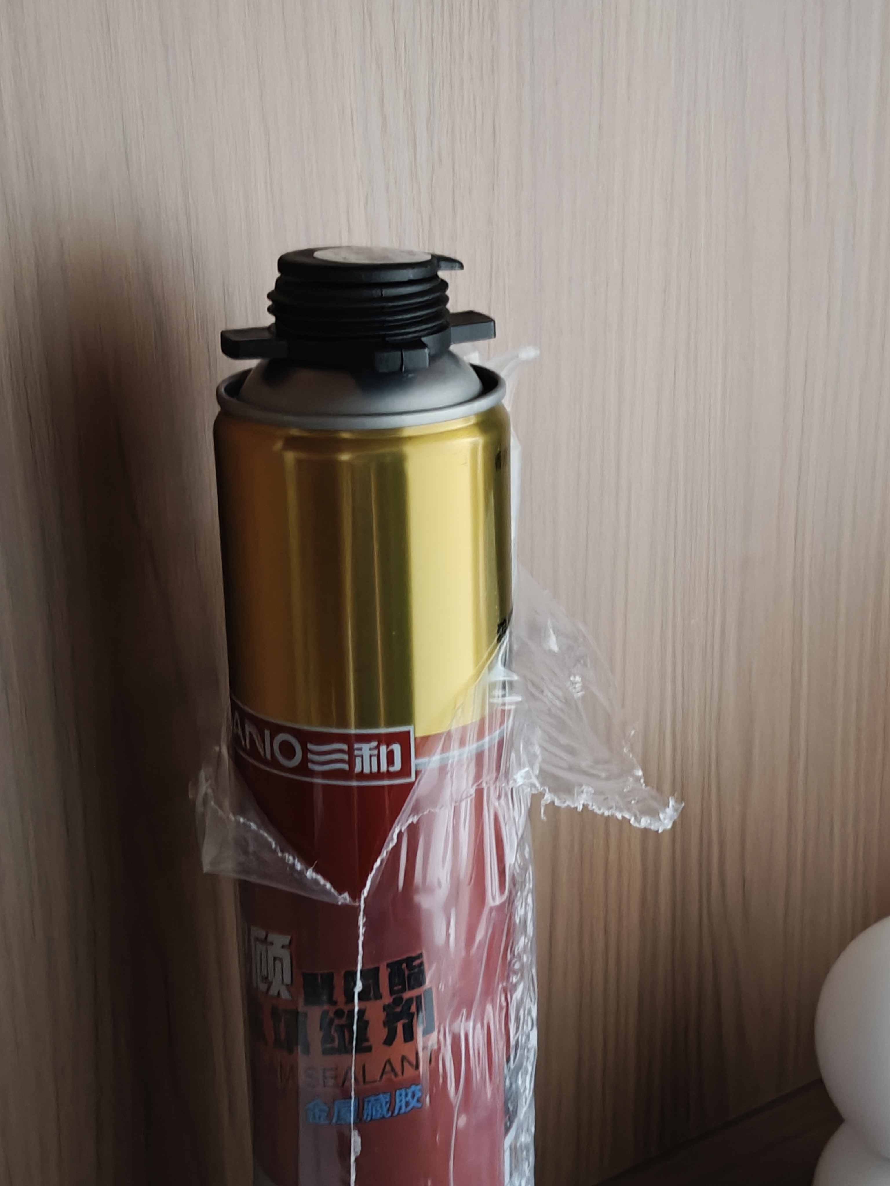 三和发泡胶填缝泡沫胶 发泡剂填缝剂聚氨酯胶 防水堵洞隔音保暖 门窗安装空调洞墙缝密封 枪管一体 H488 实拍图