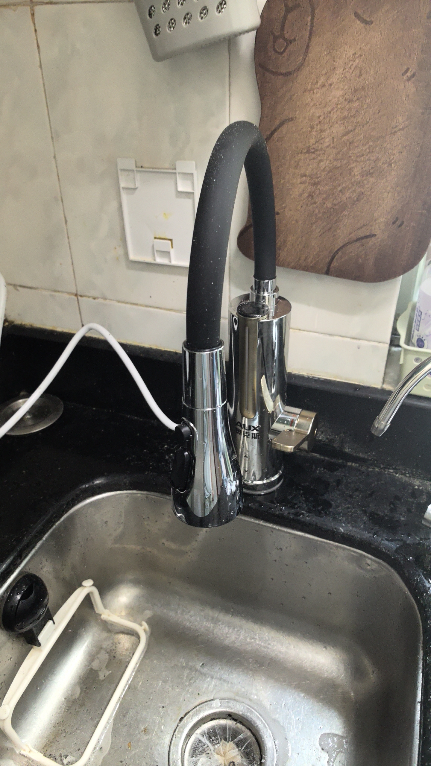 奥克斯电热水龙头即热式变频恒温快速热水龙头加热器冷热两用厨房宝阳台家用热水器 实拍图