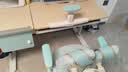 坐得正 儿童学习桌椅套装儿童书桌学生学习桌可升降实木家用课桌写字桌 【限时特价】1.2m桌带垂直灯+自动追背椅蓝 天然实木 实拍图