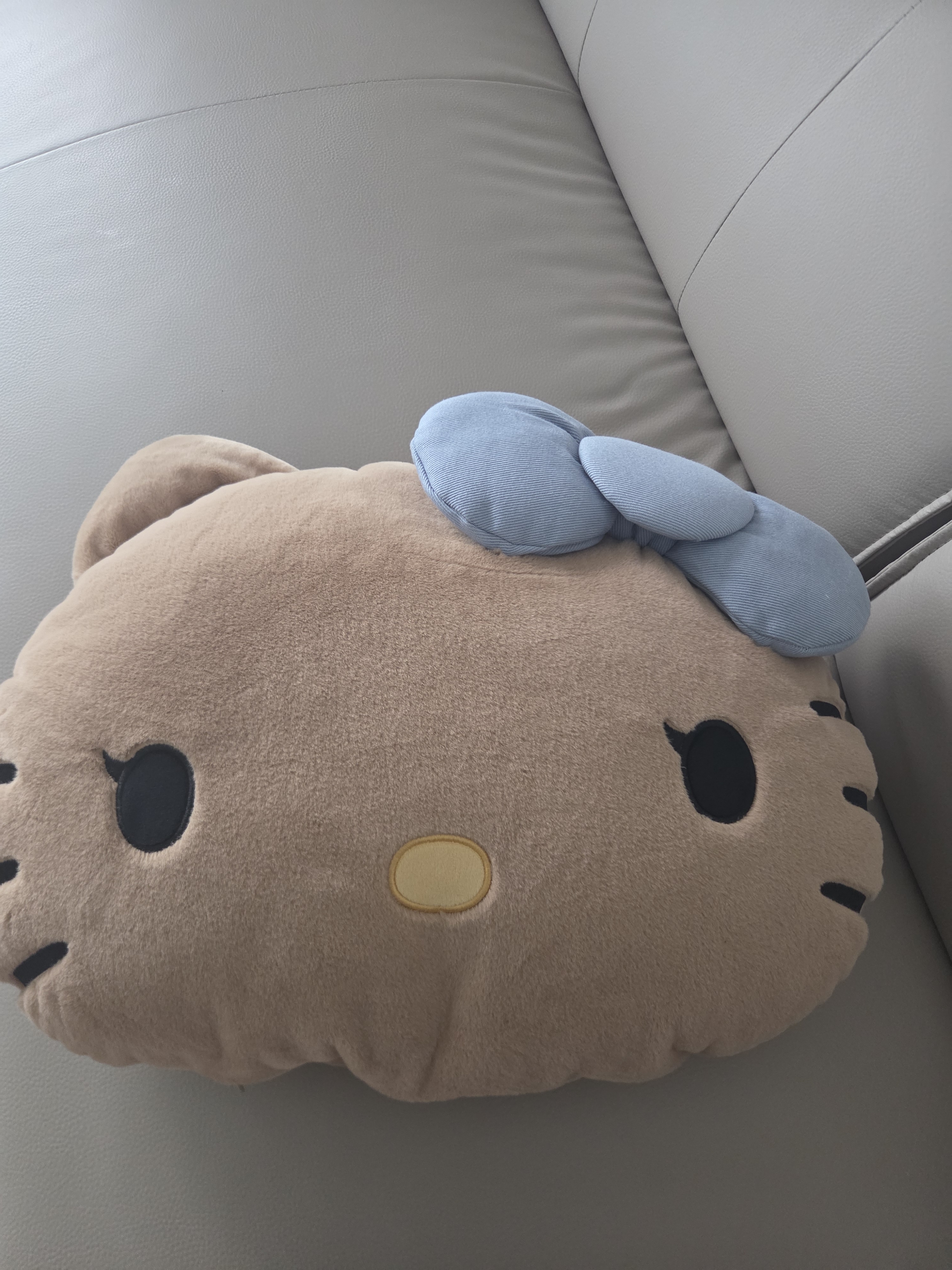 野兽派家居（tbh）三丽鸥Hello Kitty二合一法兰绒暖香毯/抱枕毯靠垫午睡毯空调毯  实拍图