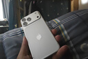Apple/苹果【点击“立即领取”享补贴】iPhone 17 Pro Max 256GB 银色 移动联通电信5G 双卡双待手机 实拍图