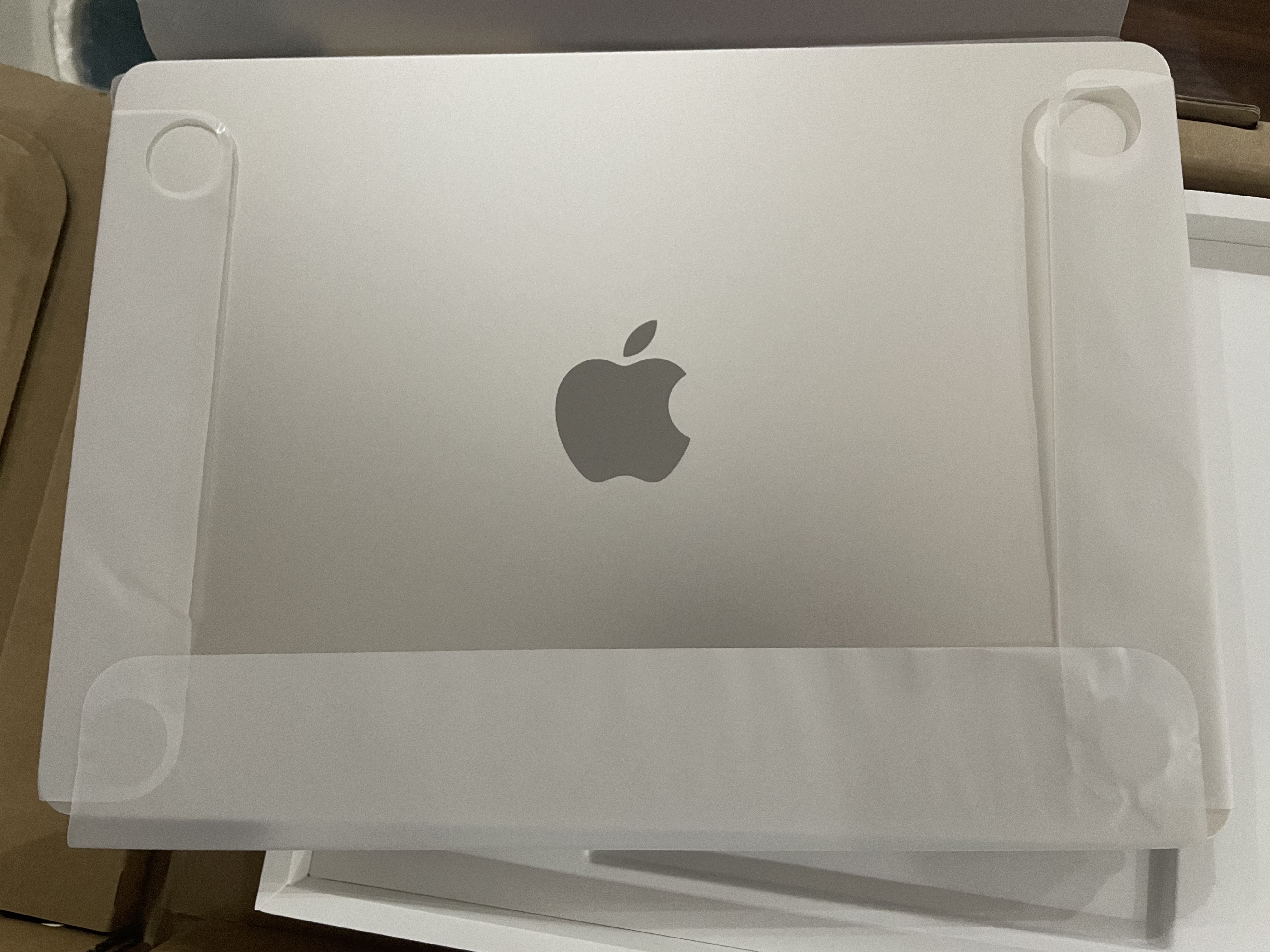 Apple/苹果AI笔记本/2025款MacBookAir13英寸M4(10+10核)24G512G星光色电脑MC6A4CH/A 实拍图