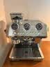德龙（Delonghi）咖啡机意式半自动家用19Bar全自动研磨一体机冷萃升级蒸汽细杆打奶泡金属面板机身 银骑士EC9885.M 15档研磨40微米 豆粉两用 新牛角手柄大容量水箱 实拍图