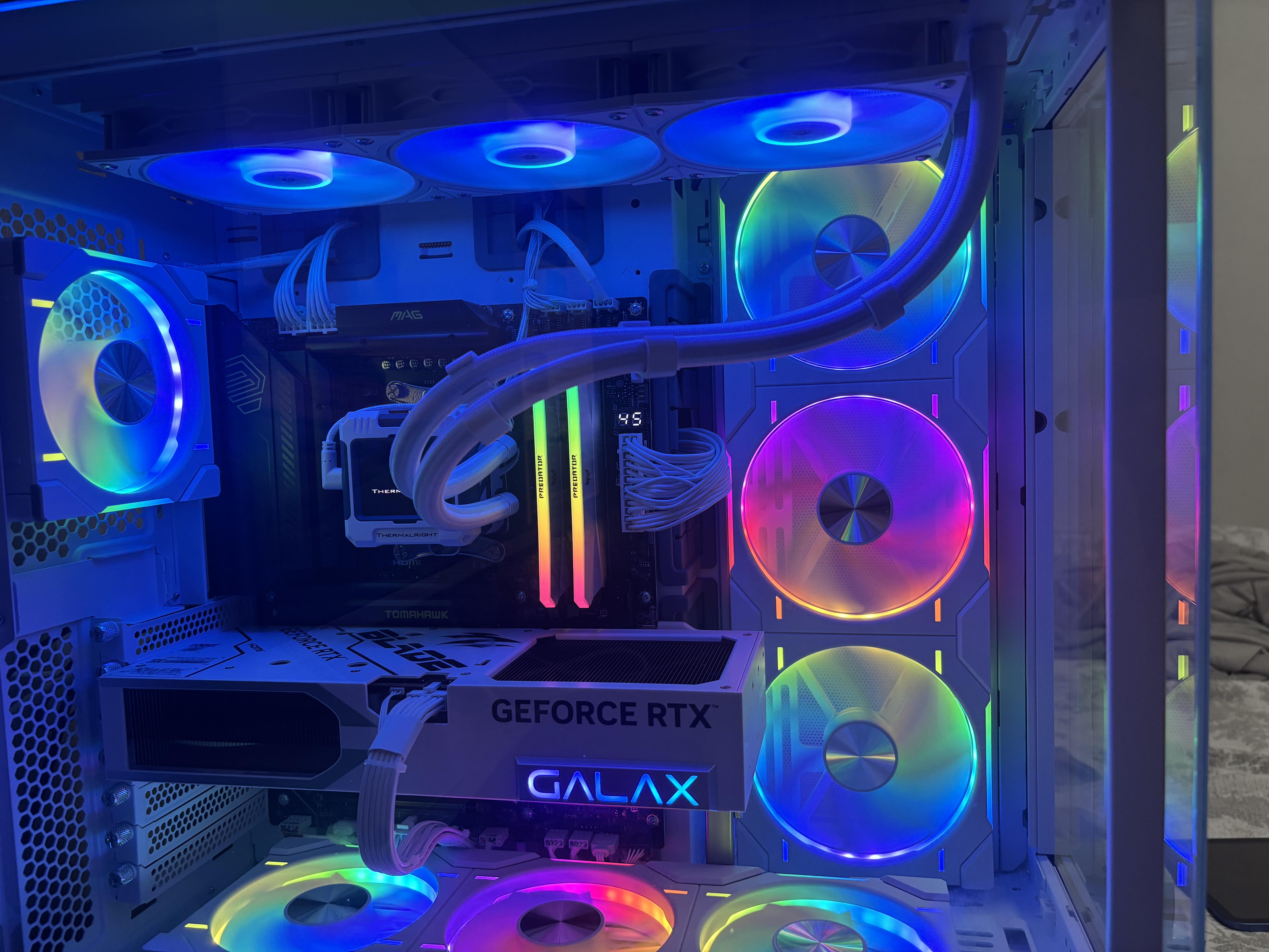 追风者（PHANTEKS）D30积木版正叶12cm机箱水冷排散热ARGB温控风扇(30mm厚/7叶高风压/无线材拼接/单包/白) 实拍图