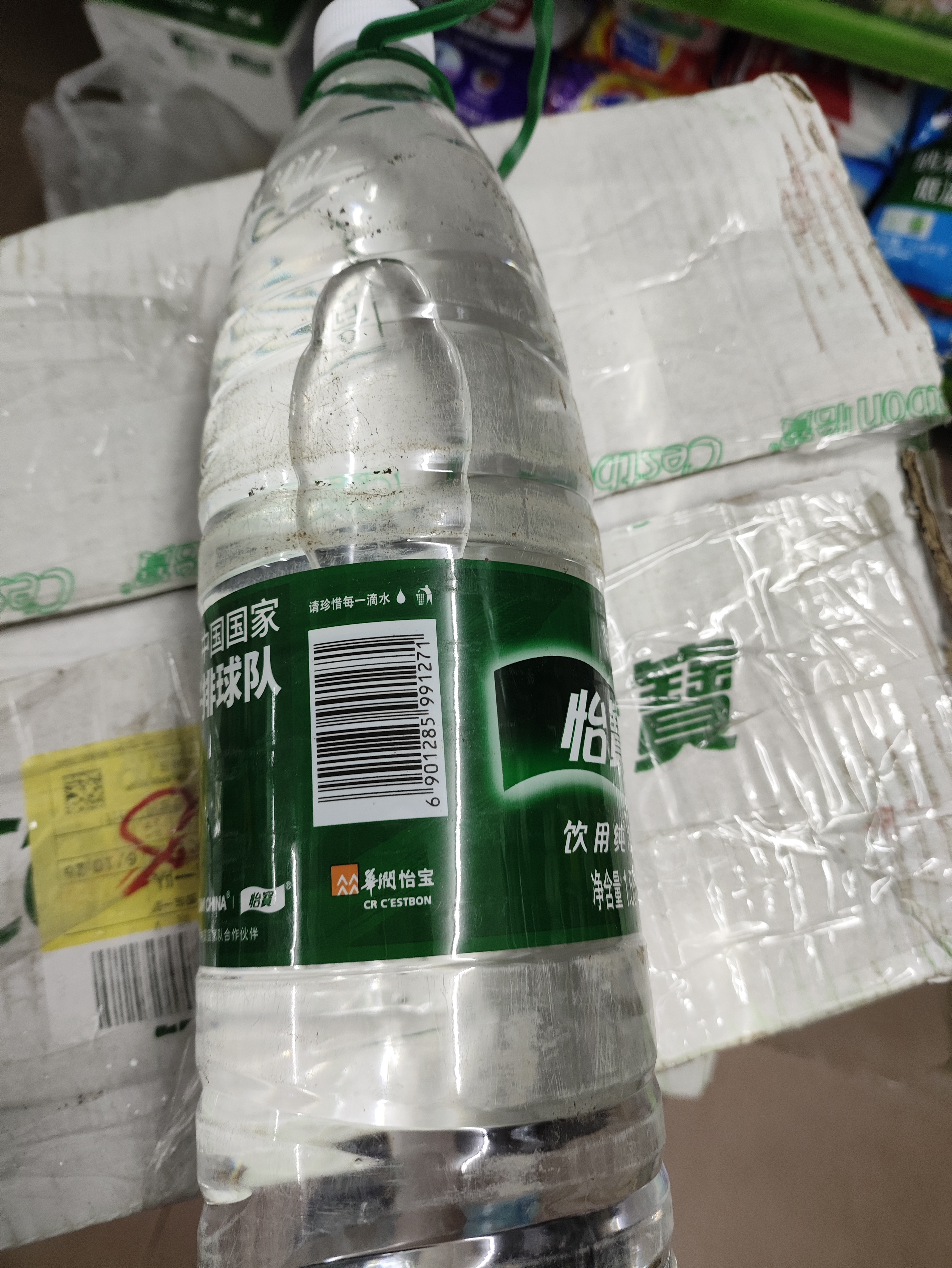 怡宝 饮用水 饮用纯净水1.55L*12瓶 整箱装 实拍图