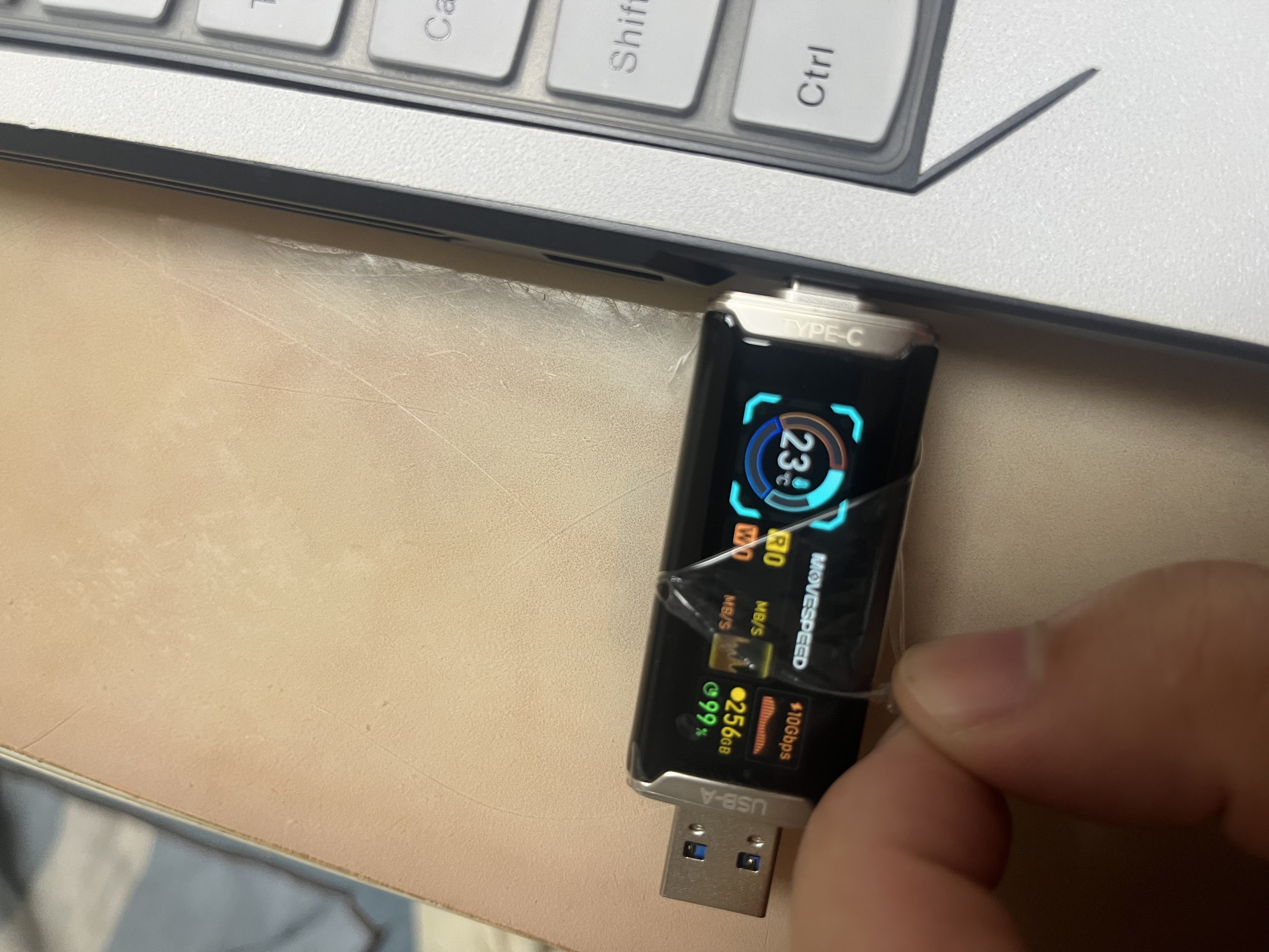 移速（MOVE SPEED）256GB 固态U盘Type-C/USB3.2双接口手机u盘千兆读写速度电脑两用优盘带屏显示实时容量 显眼包SU10 实拍图