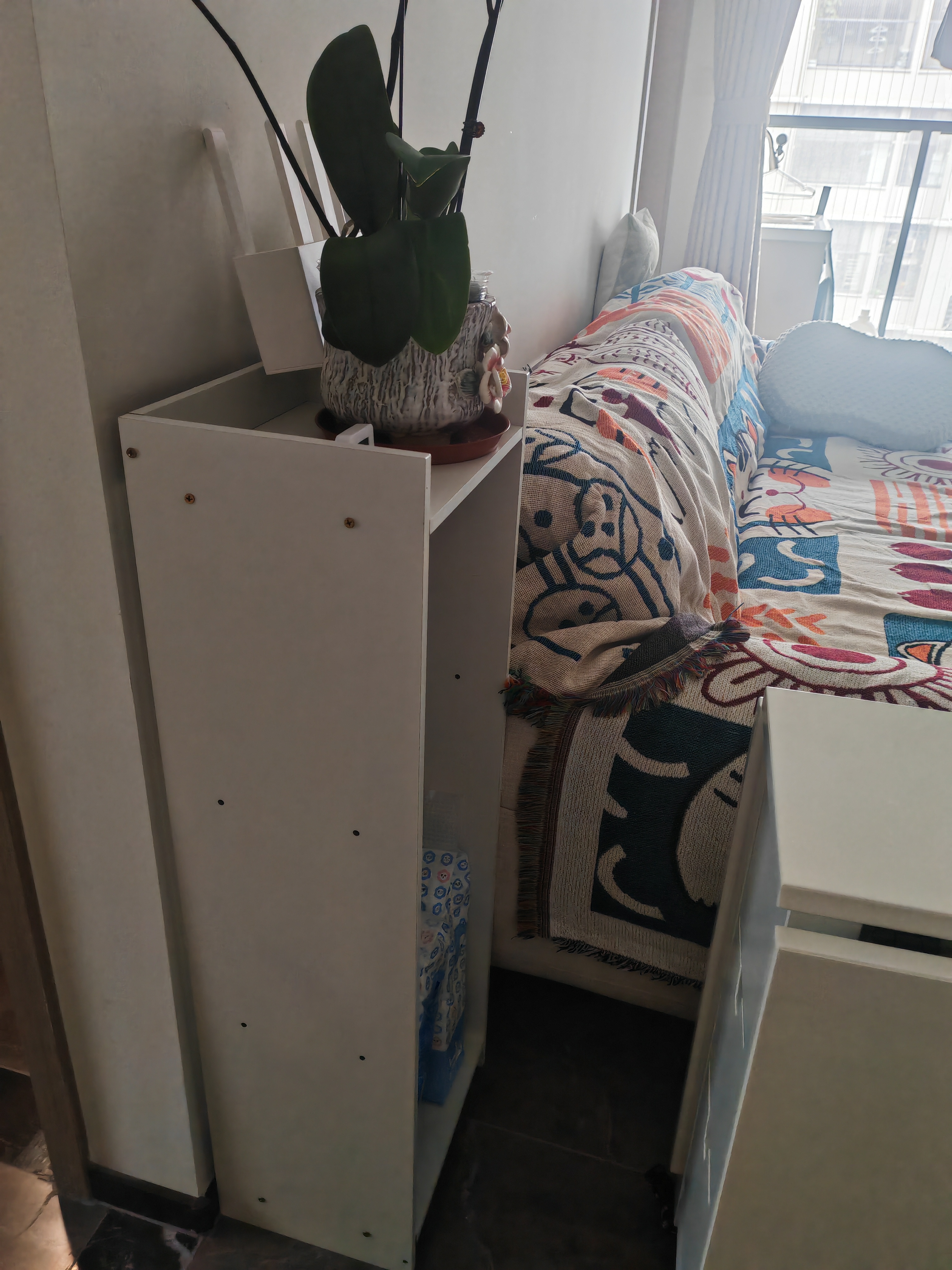 蔓斯菲尔（MSFE）简易书架置物架小书架落地一体靠墙窄缝收纳置物架夹缝书架 30X24X96CM+三层暖白色 实拍图