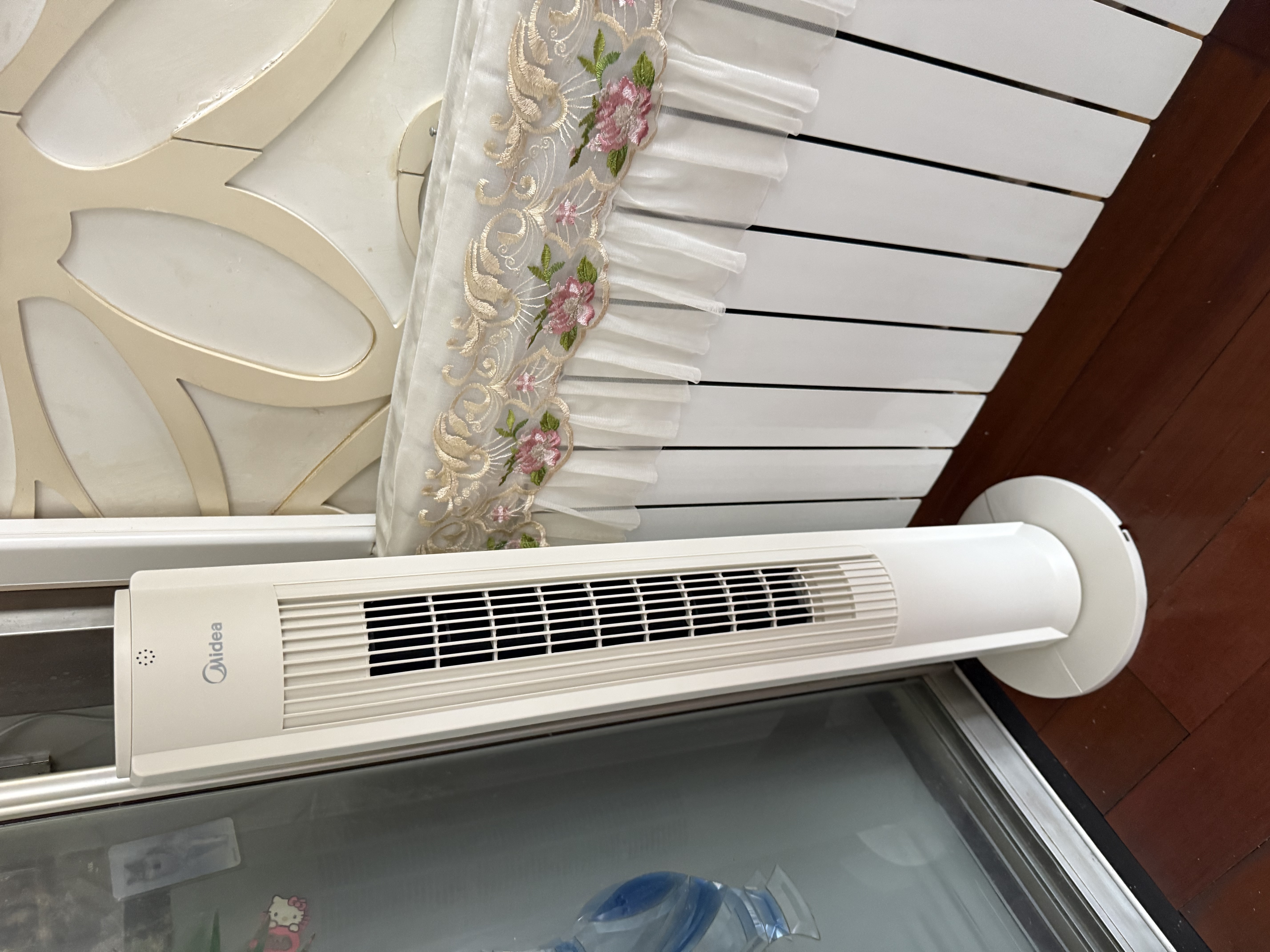 美的（Midea）立式塔扇电风扇家用落地扇空调扇 无叶安全母婴优选落地式风扇循环扇 智能摇头轻音节能降温自然风 遥控爆款丨空调级大风力 实拍图