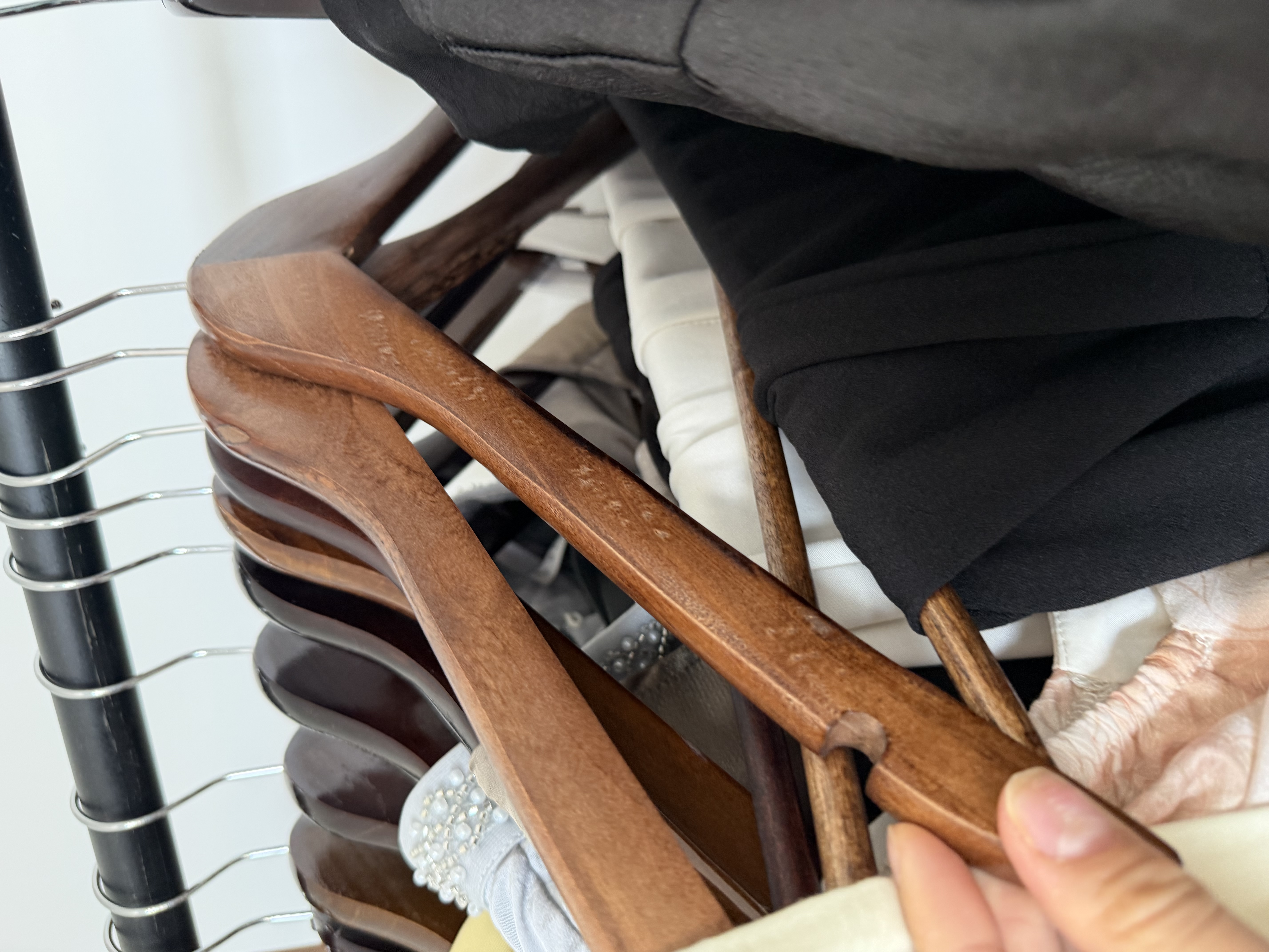 尚美德 木质衣架 【10个装45cm】防滑防变形加厚无痕家用实木挂衣架 实拍图