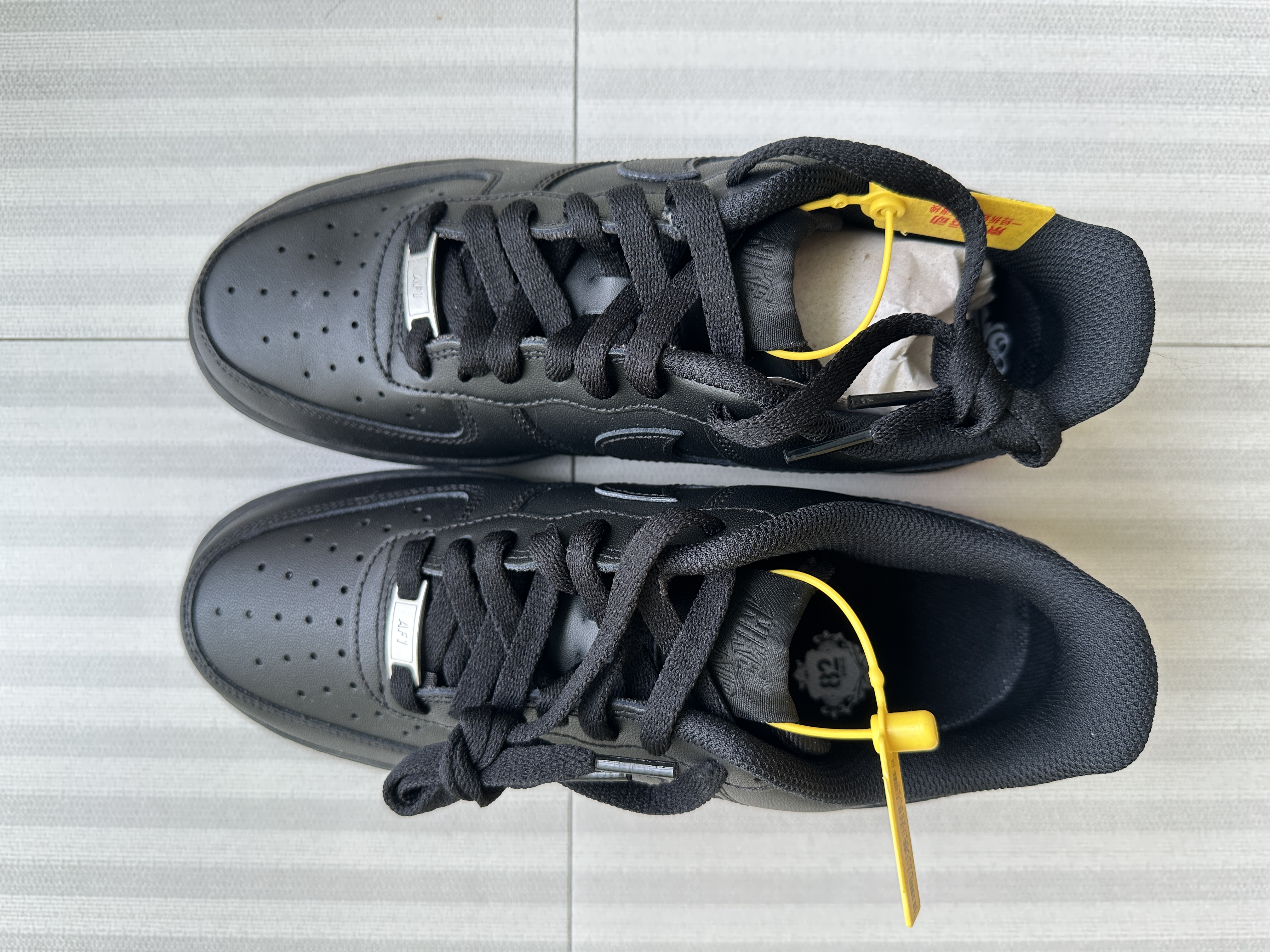 耐克NIKE板鞋男空军一号AF1 AIR FORCE 1运动鞋CW2288-001黑40 实拍图