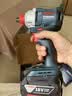 博世（BOSCH）18V无刷锂电冲击扳手285牛米大扭矩GDX18V-285单电3.0Ah套筒套装 实拍图