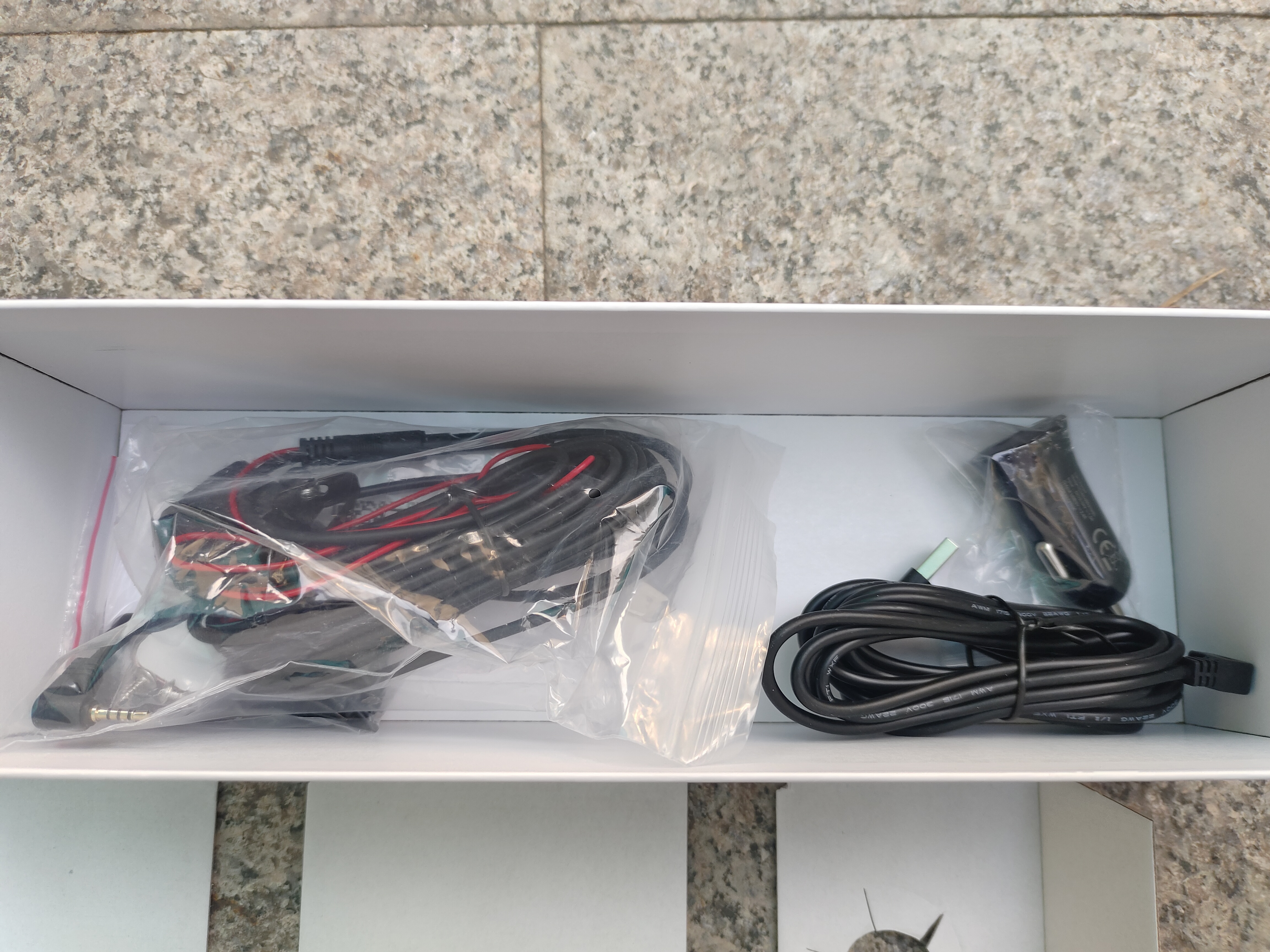 HIKVISION海康威视行车记录仪N6+2K 1440P超高清夜视前后双录流媒体后视镜 实拍图