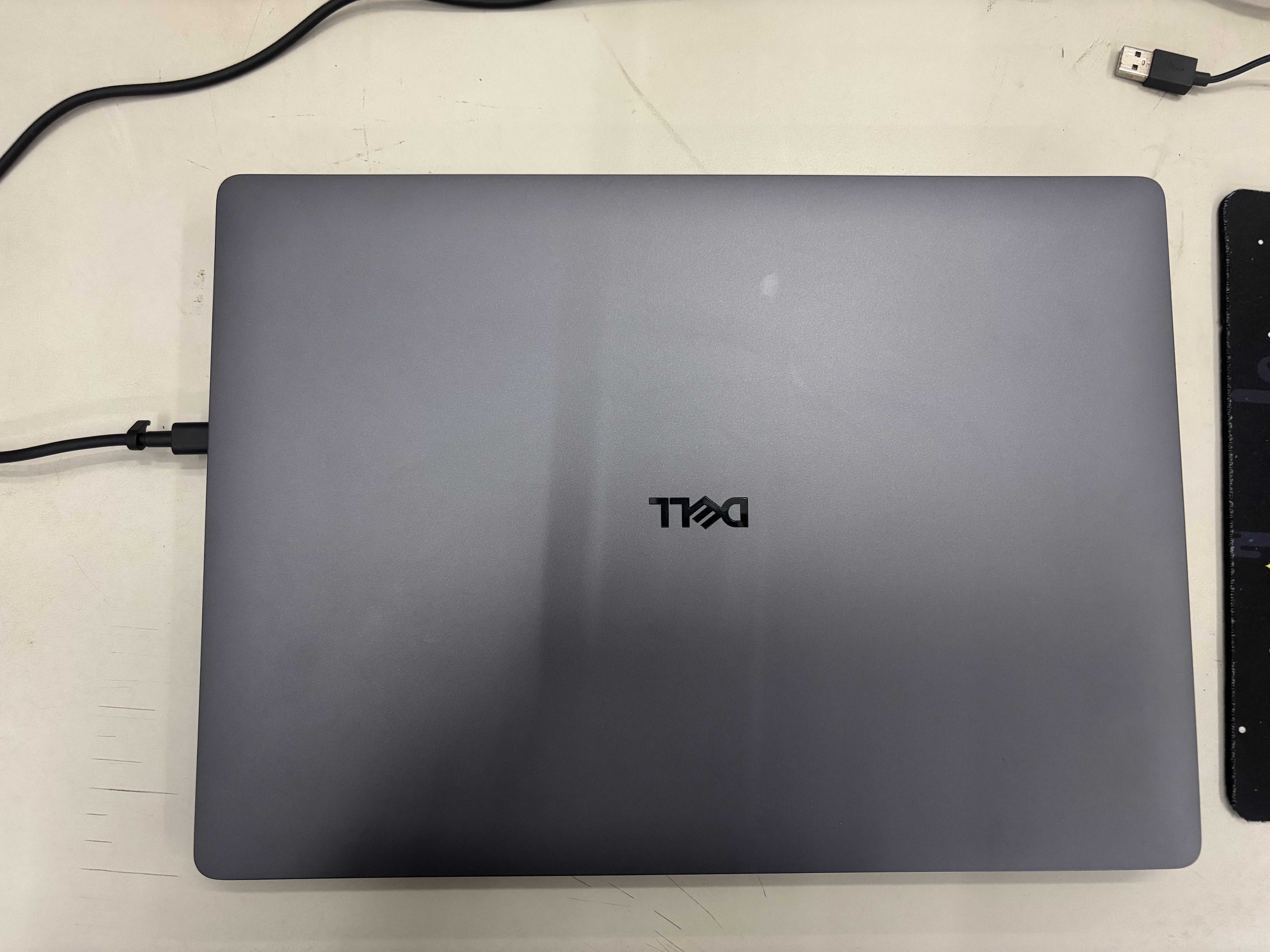戴尔Dell Pro Max 16图形移动工作站AI笔记本电脑Ultra 9-285H/32G/1T/RTX PRO 2000 8G/FHD/定制 实拍图