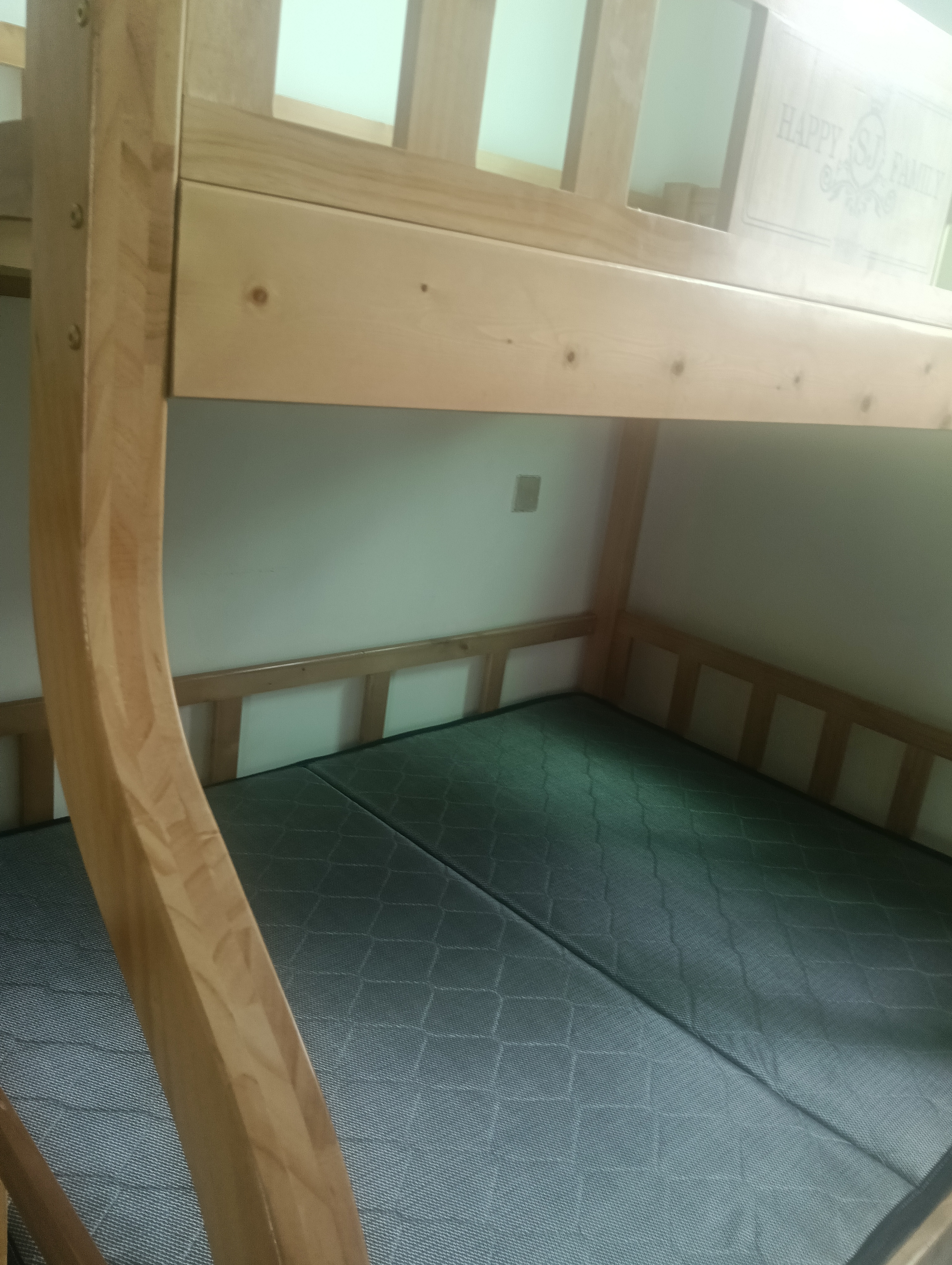 榕匠 橡胶木上下床纯实木双层床高低床男孩女孩上下铺儿童床子母床 爬梯款+抽屉+5CM椰棕床垫*2 1500mm*2000mm【升级加厚】 实拍图