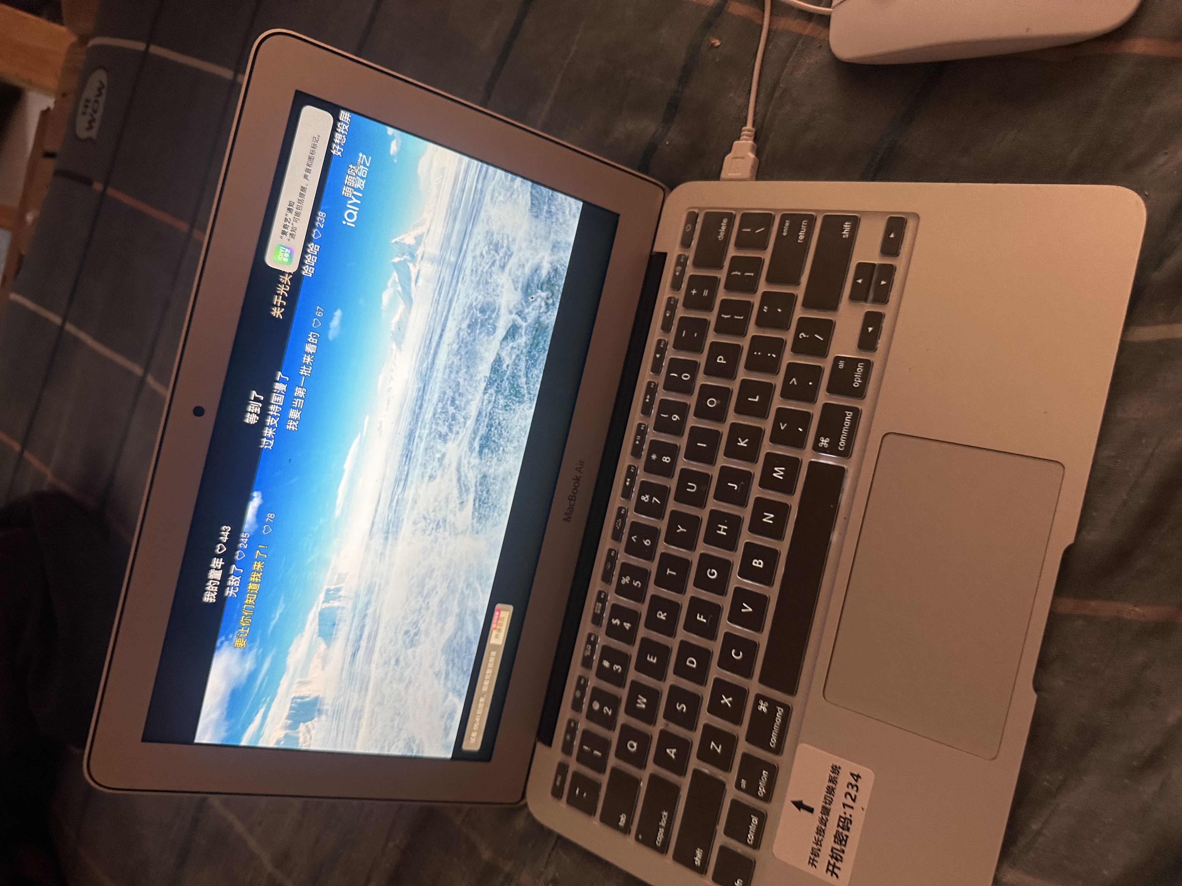 Apple苹果MacBook Air超薄Pro独显二手笔记本电脑游戏办公学习便携剪辑学生M1超薄i7 M2独显 9新A1466/A1465 i5 4G+128G 95成新 实拍图
