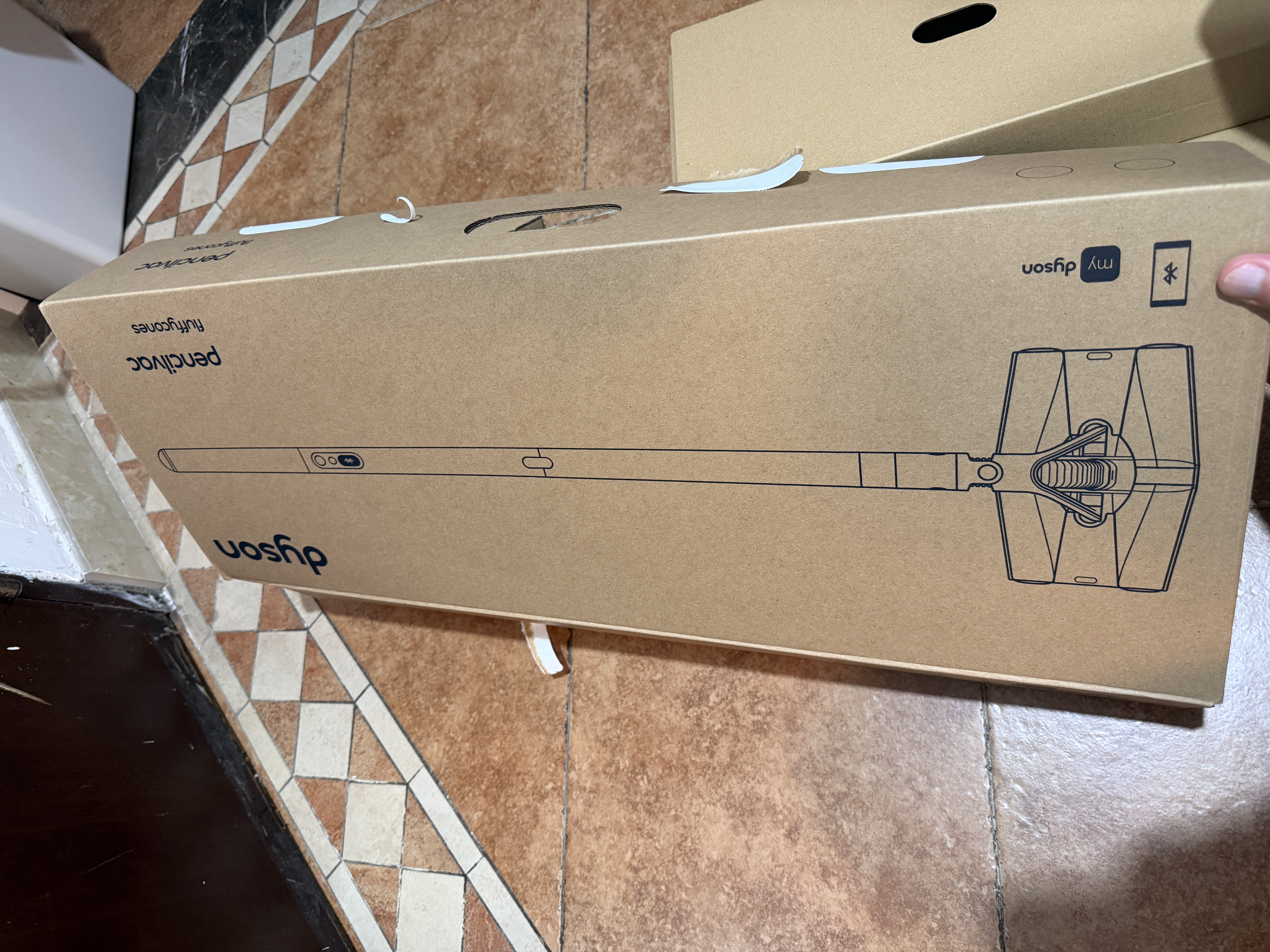 戴森（DYSON）PencilVac铅笔吸尘器 原装进口正品 超轻手持无线 家用超强大吸力 光学显尘 可车载 价保618 实拍图