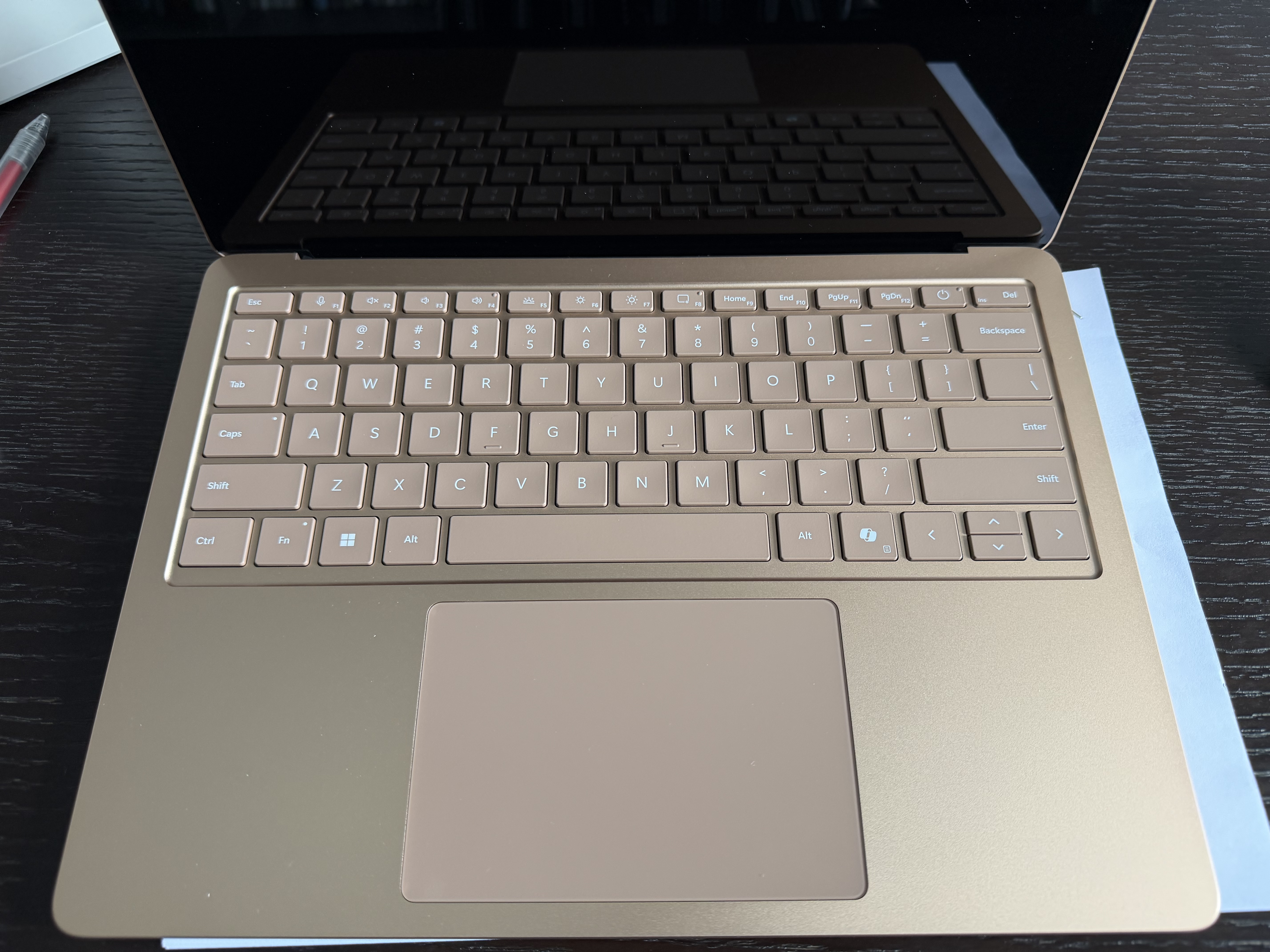 微软（Microsoft）Surface Laptop 第7代 13.8英寸 轻薄笔记本电脑 国家补贴 骁龙 X Elite 16G 512G 沙漫金 触控屏 实拍图