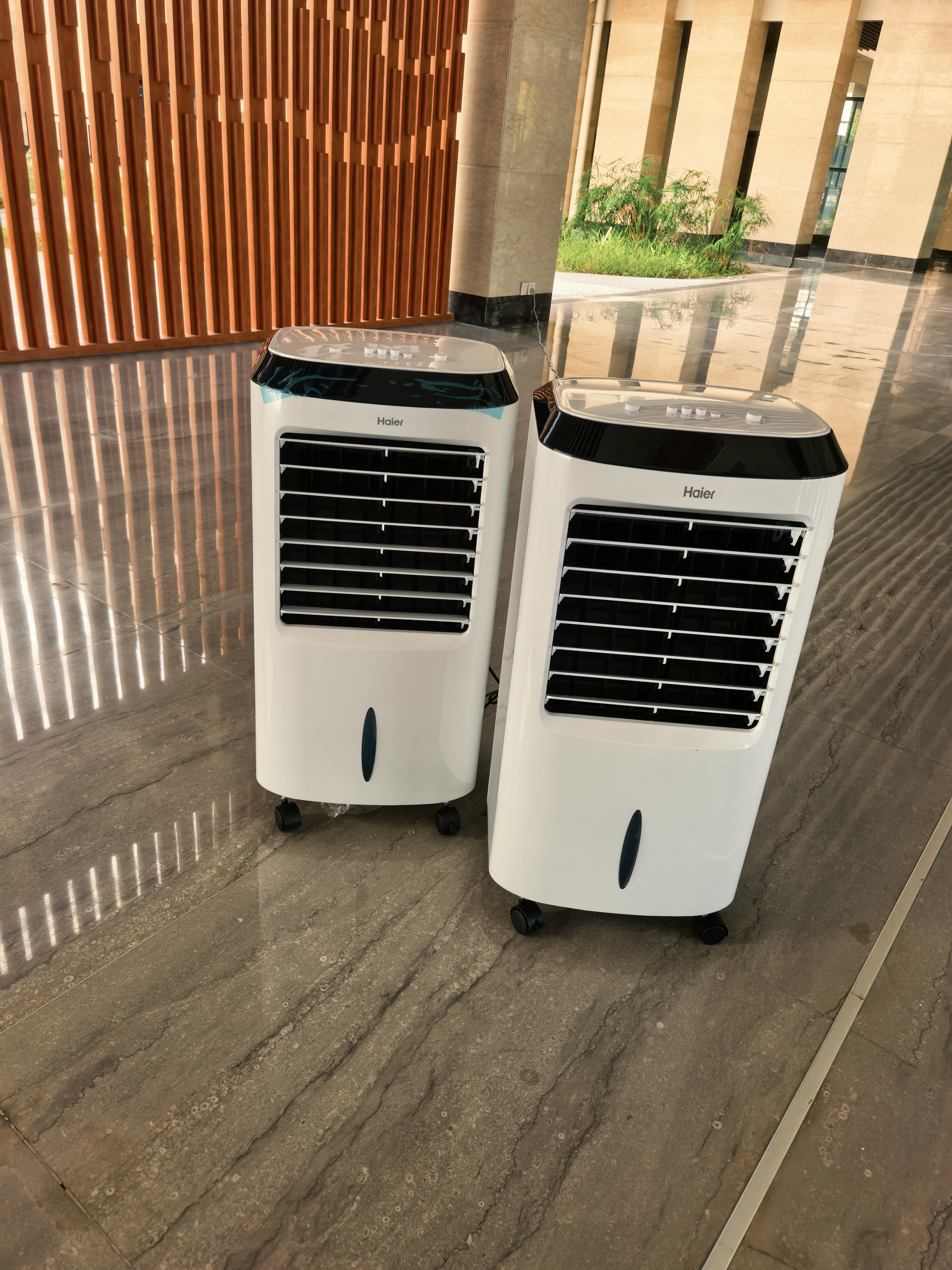 海尔（Haier）空调扇冷风扇单冷制冷器家用负离子净化加湿水冷卧室客厅移动冷风机大风量柜式风扇冷气扇小空调 【冰爽劲风】大冷量机械按键LG36-10 实拍图