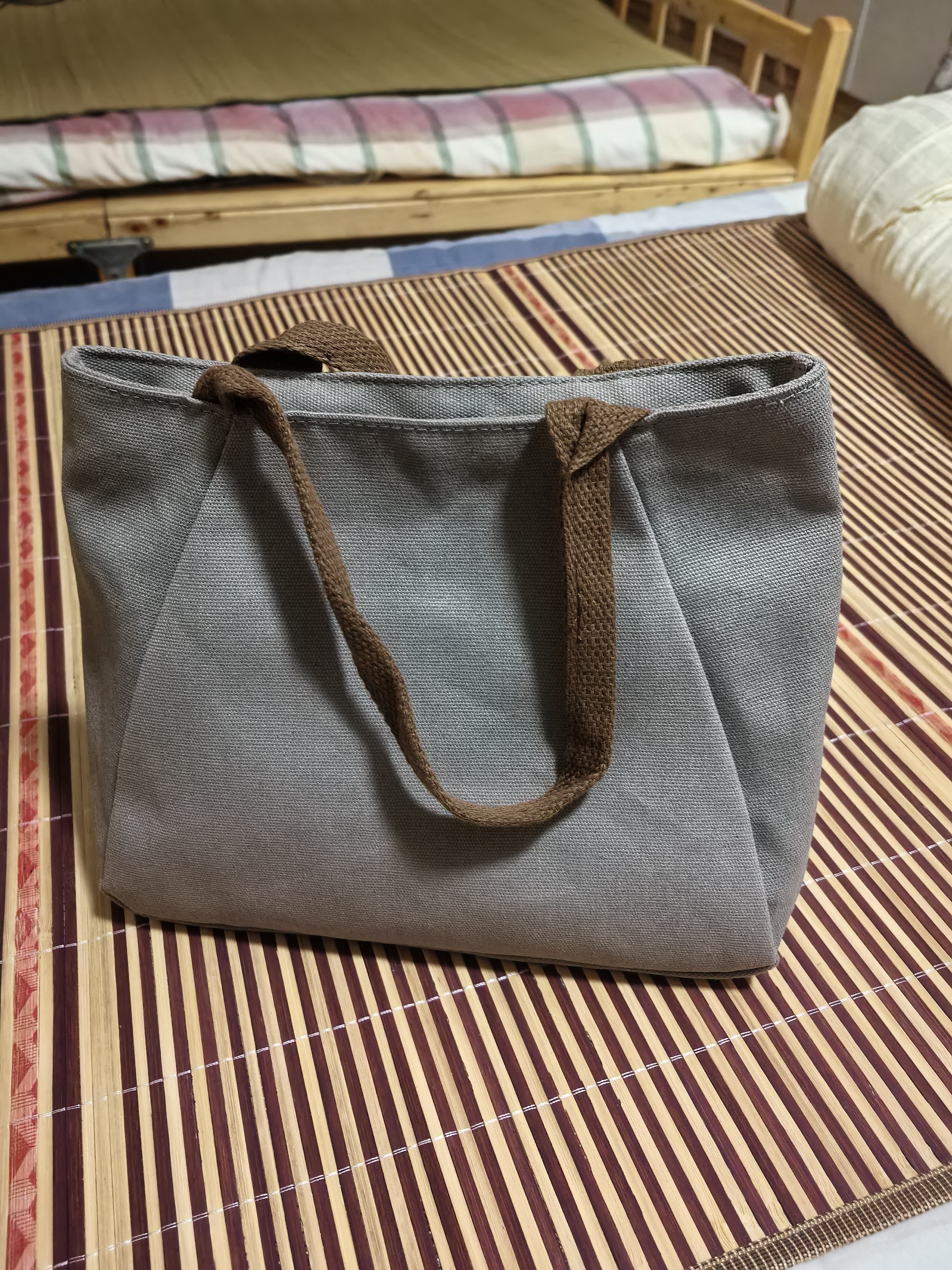 国际电工86型扩展式墙壁开关轨道拓展转换插座带开关一转多5孔20孔延伸接线板厨房多孔电源插座 3开21孔 向左扩展【灰色】 实拍图