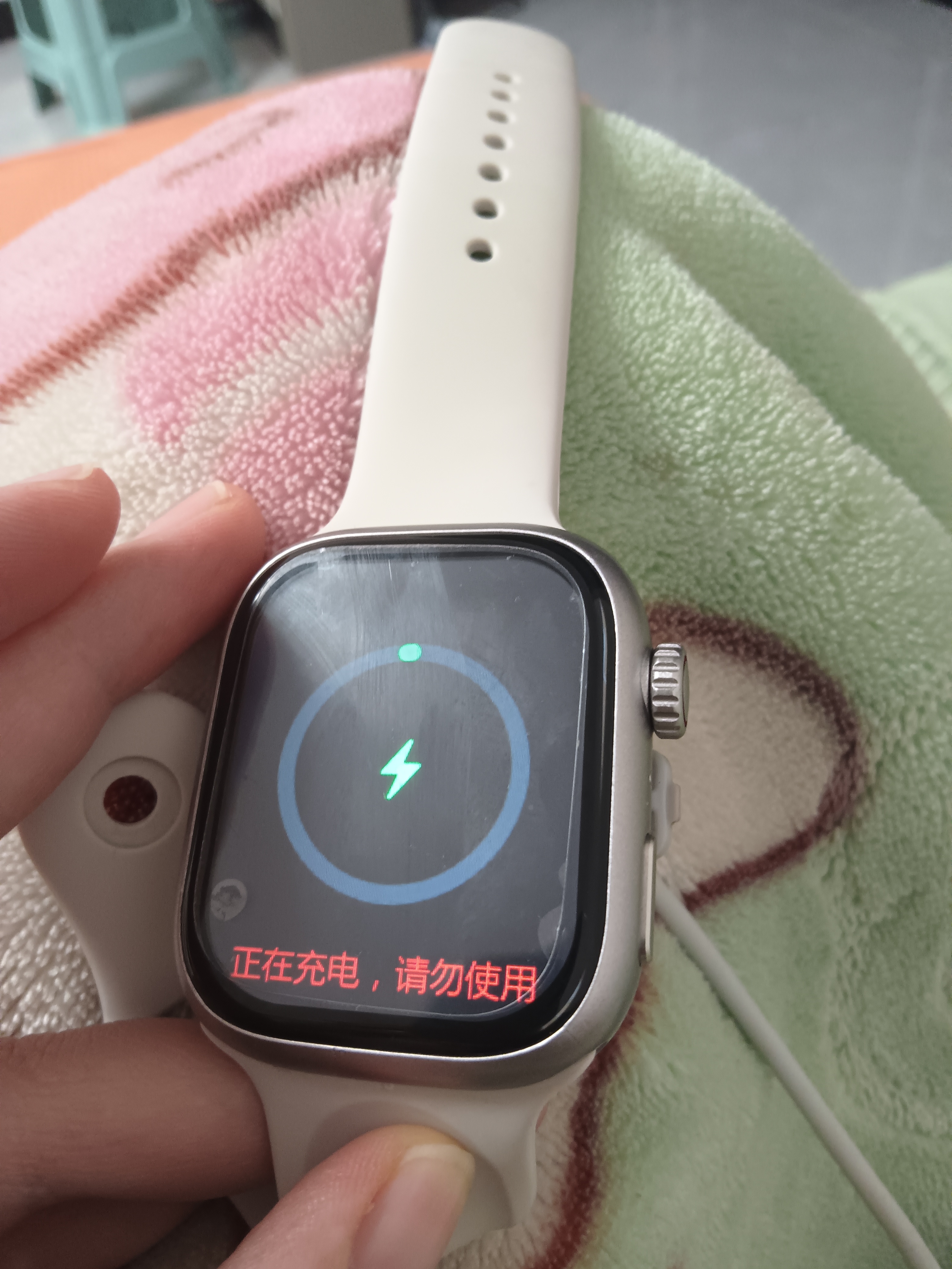 小天才酷盖儿童电话手表6-12-18岁初高中生全网通无游戏防水防摔可插卡GPS定位男女孩青少年智能手表学生专用 高配银 无游戏+实时定位+视频聊天+零钱支付 全国联保-学生无游戏专用版 实拍图