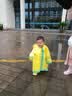 SEVEN ONLY OLINE儿童雨鞋女童防水防滑可爱鲨鱼宝宝雨靴女孩幼儿园水鞋 柠檬黄 14 cm内长【140】脚长约13穿 实拍图