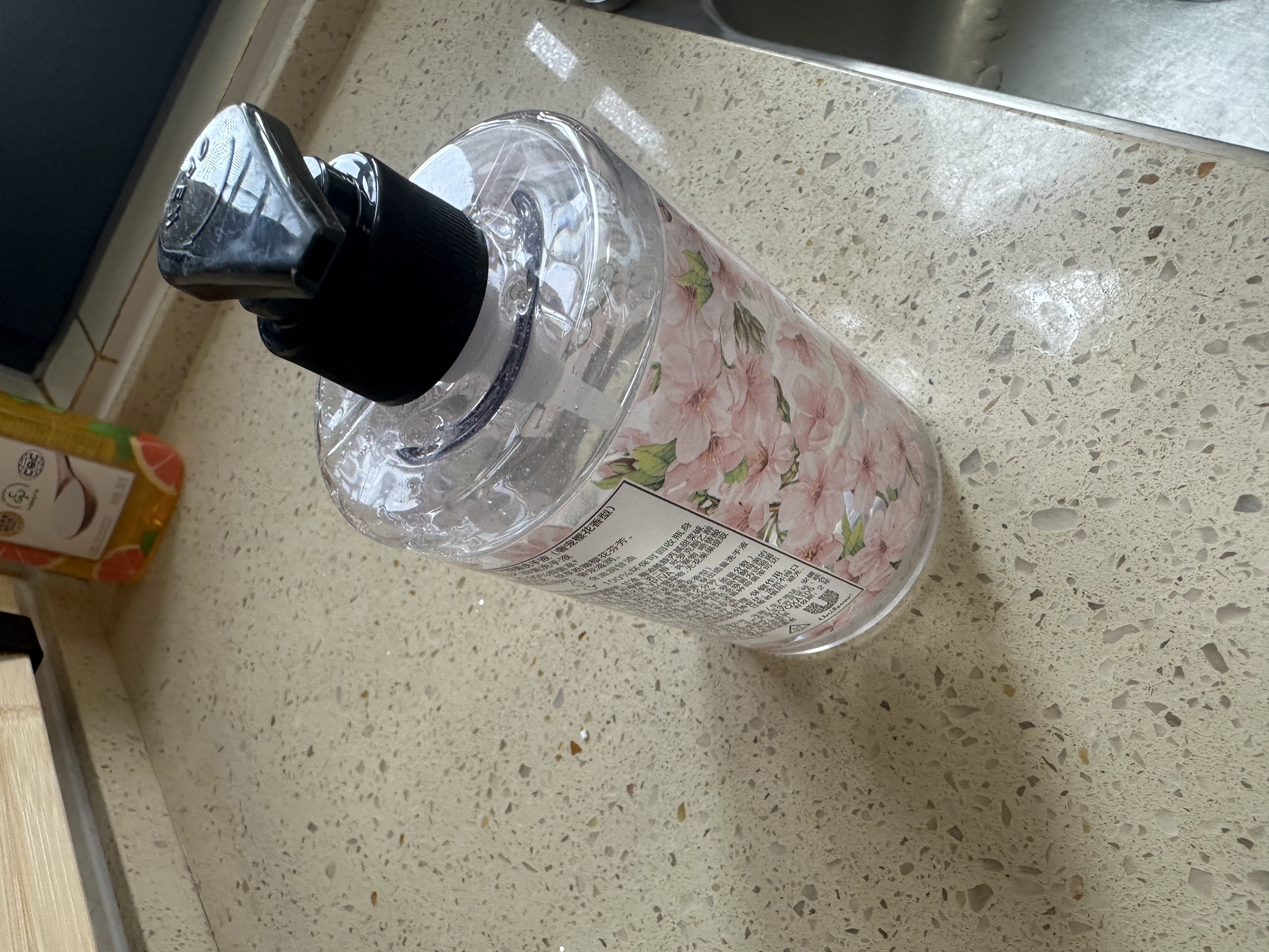 力士（LUX）(LUX)香氛抑菌洗手液  奢宠樱花香400G  1瓶  滋润保湿 沙龙香氛 实拍图