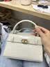 CHARLES&KEITH鳄鱼纹凯莉包手提斜挎婚包包女包生日礼物送女友CK2-50270880-1 Ivory象牙色 S 实拍图