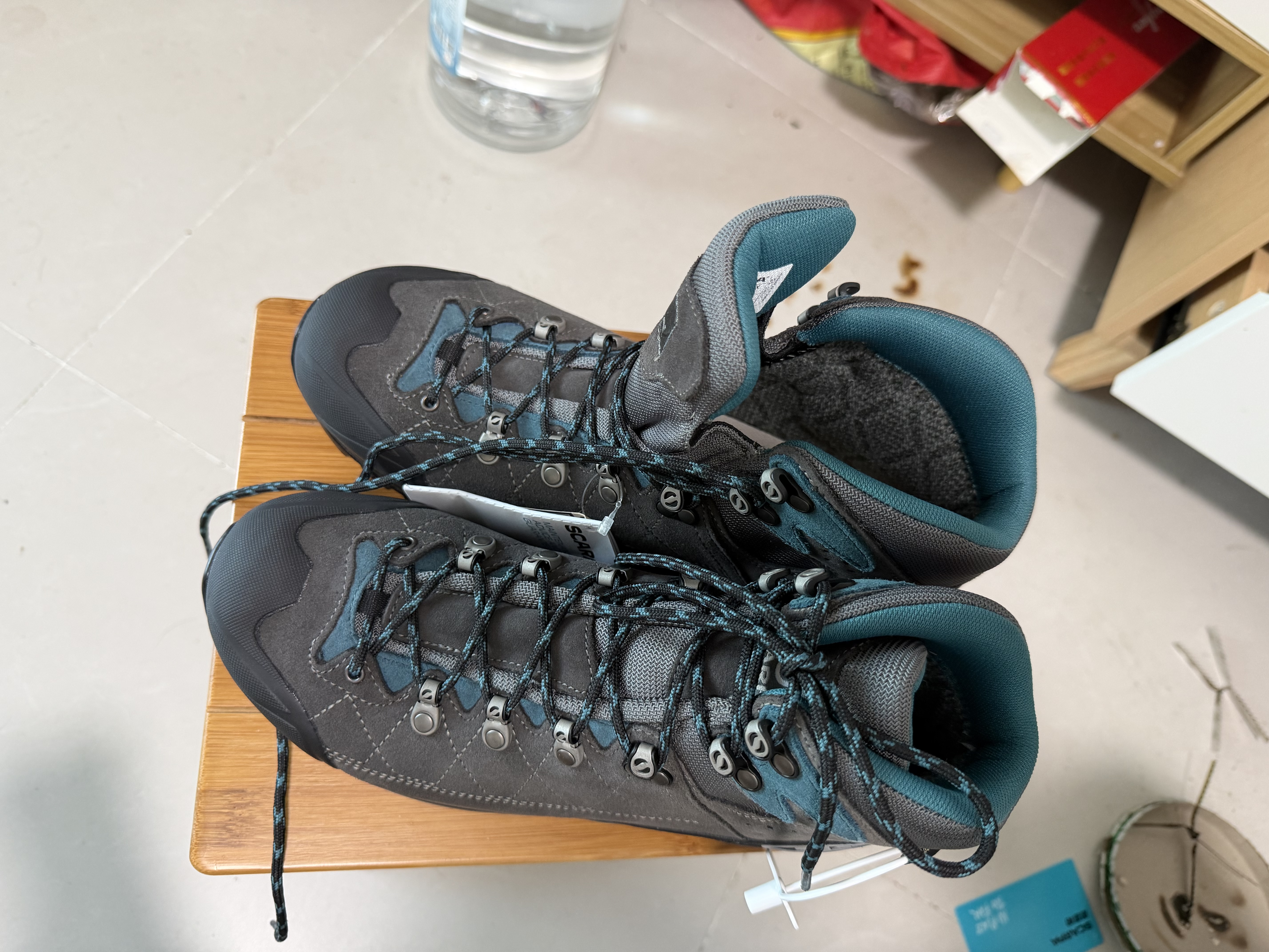 SCARPA思嘉帕冈仁波齐户外鞋登山鞋专业防水防滑耐磨高帮穿越版徒步鞋男 男款-鲨鱼灰拼蓝色大一码拍 42.5 实拍图