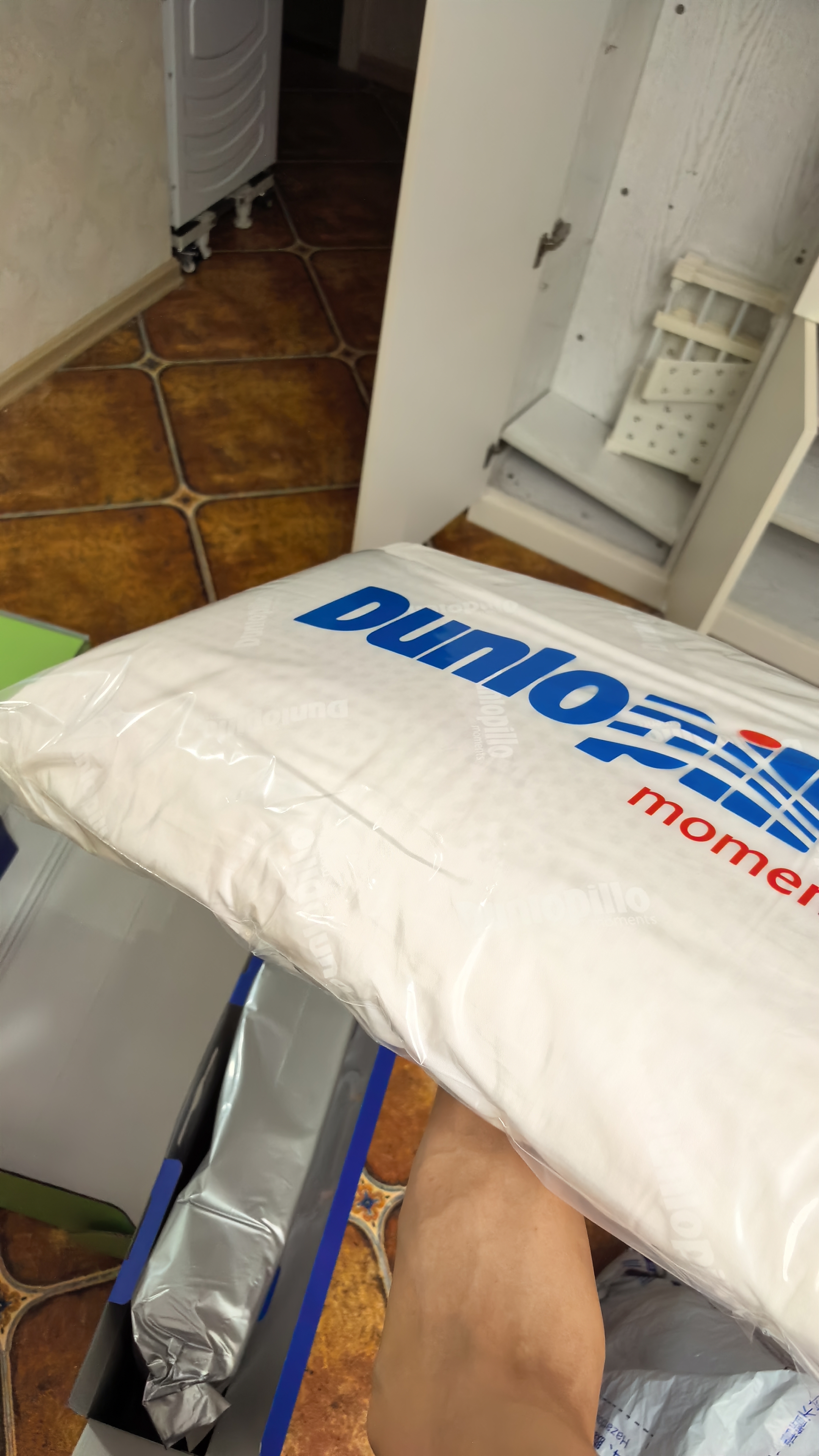 邓禄普（Dunlopillo）男人枕 荷兰进口特拉雷Talalay天然乳胶 物理发泡工艺 实拍图