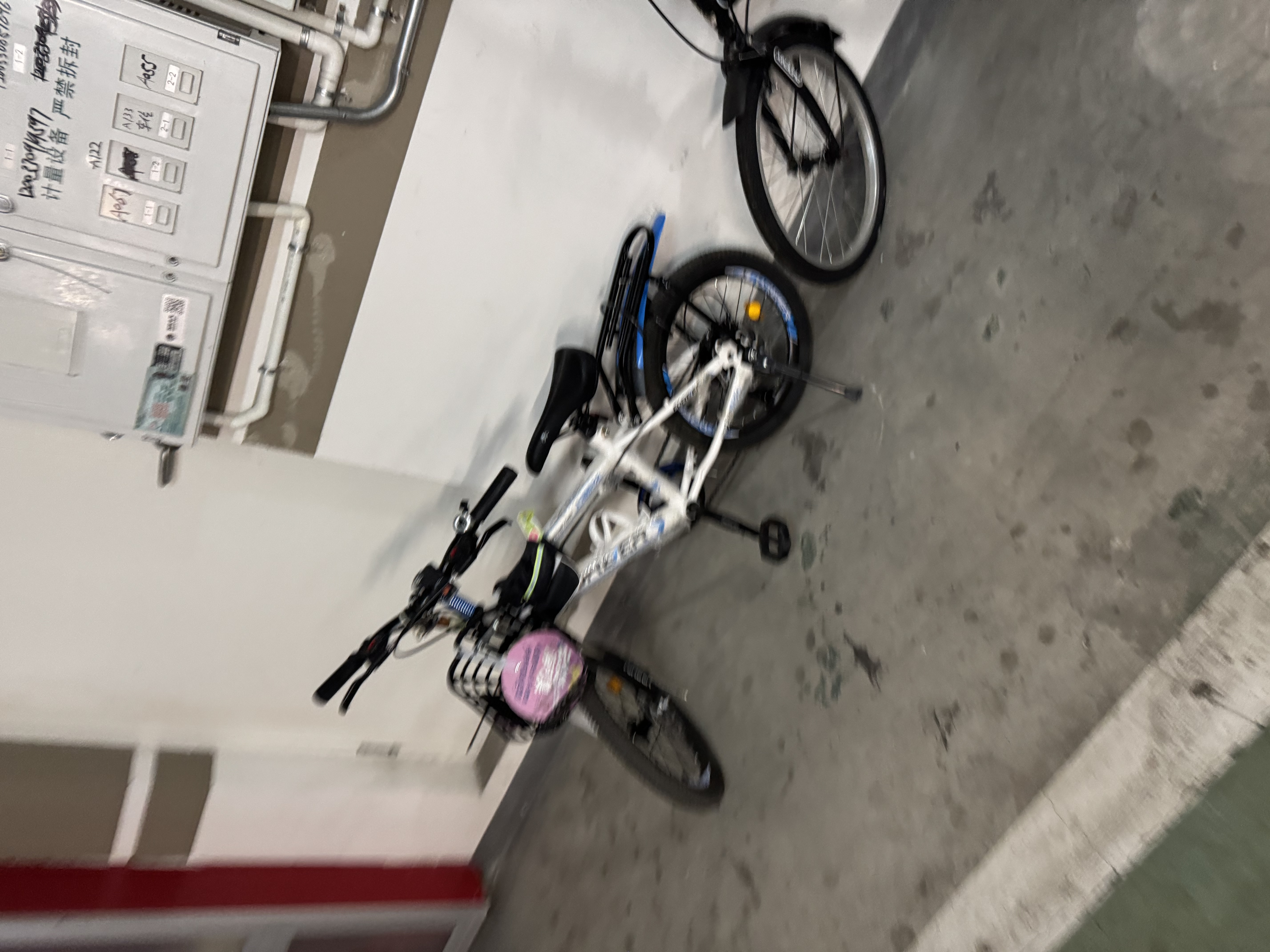 永久（FOREVER）儿童自行车6-12岁青少年变速山地车 白蓝色18寸适合身高125-145cm 实拍图
